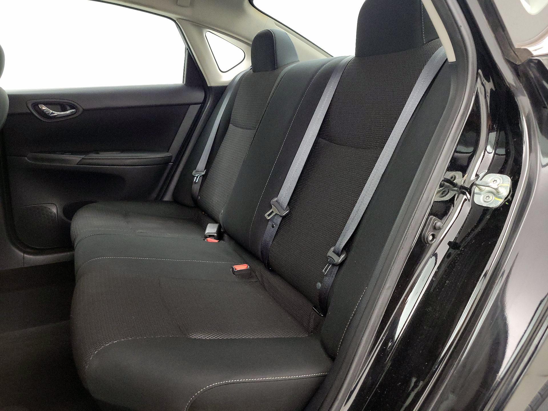 Thumbnail: 2019 Nissan Sentra - 19