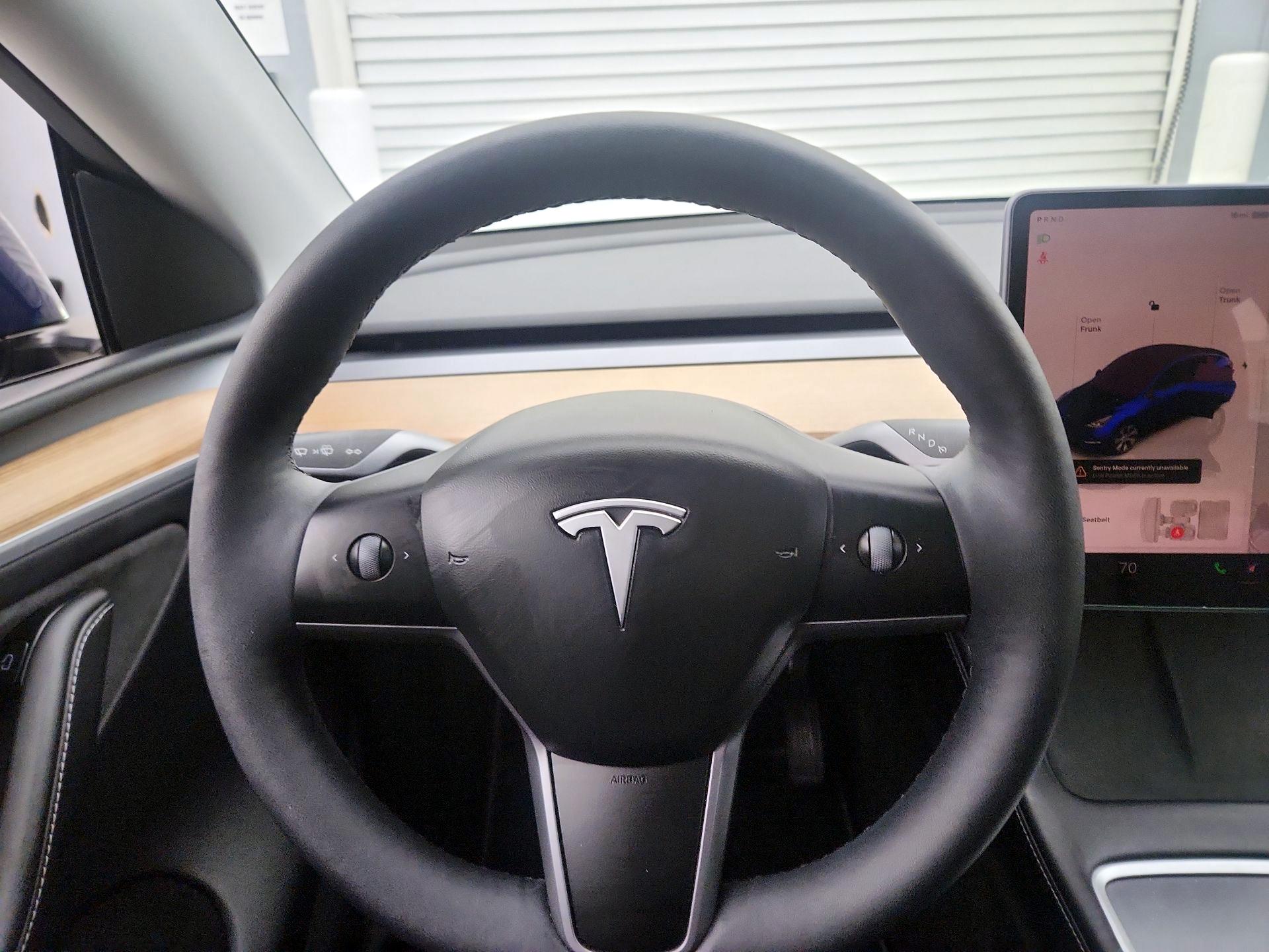 Thumbnail: 2024 Tesla Model Y - 10