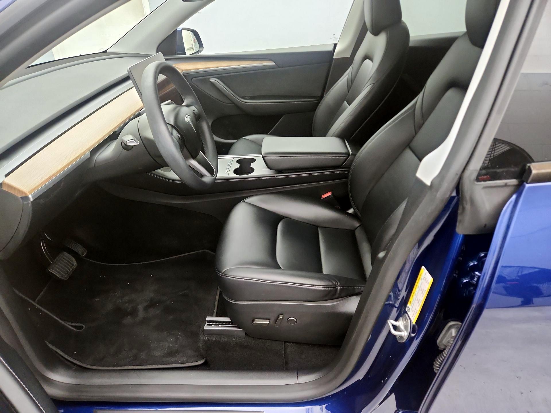 Thumbnail: 2024 Tesla Model Y - 11