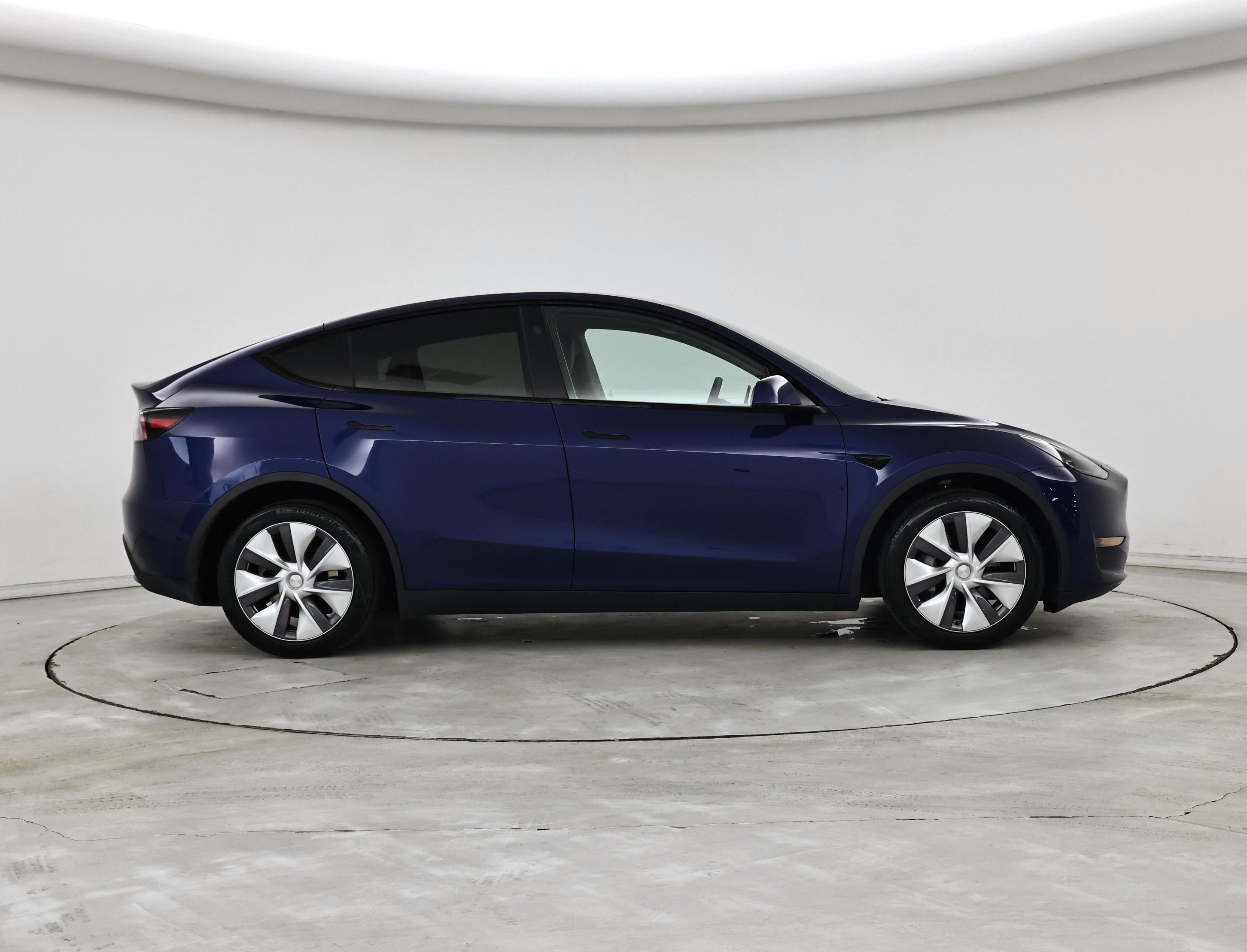 Thumbnail: 2024 Tesla Model Y - 7