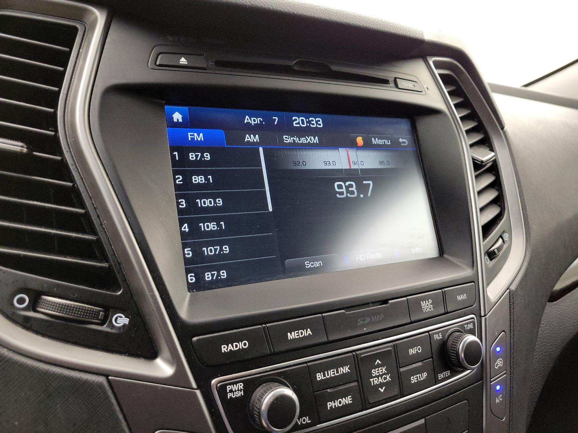 Thumbnail: 2017 Hyundai Santa Fe - 16