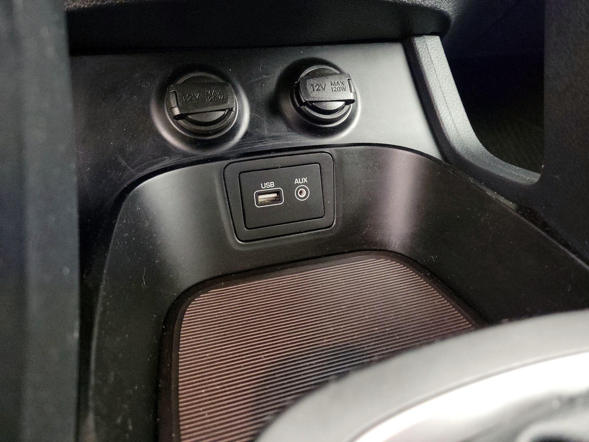 Thumbnail: 2017 Hyundai Santa Fe - 19