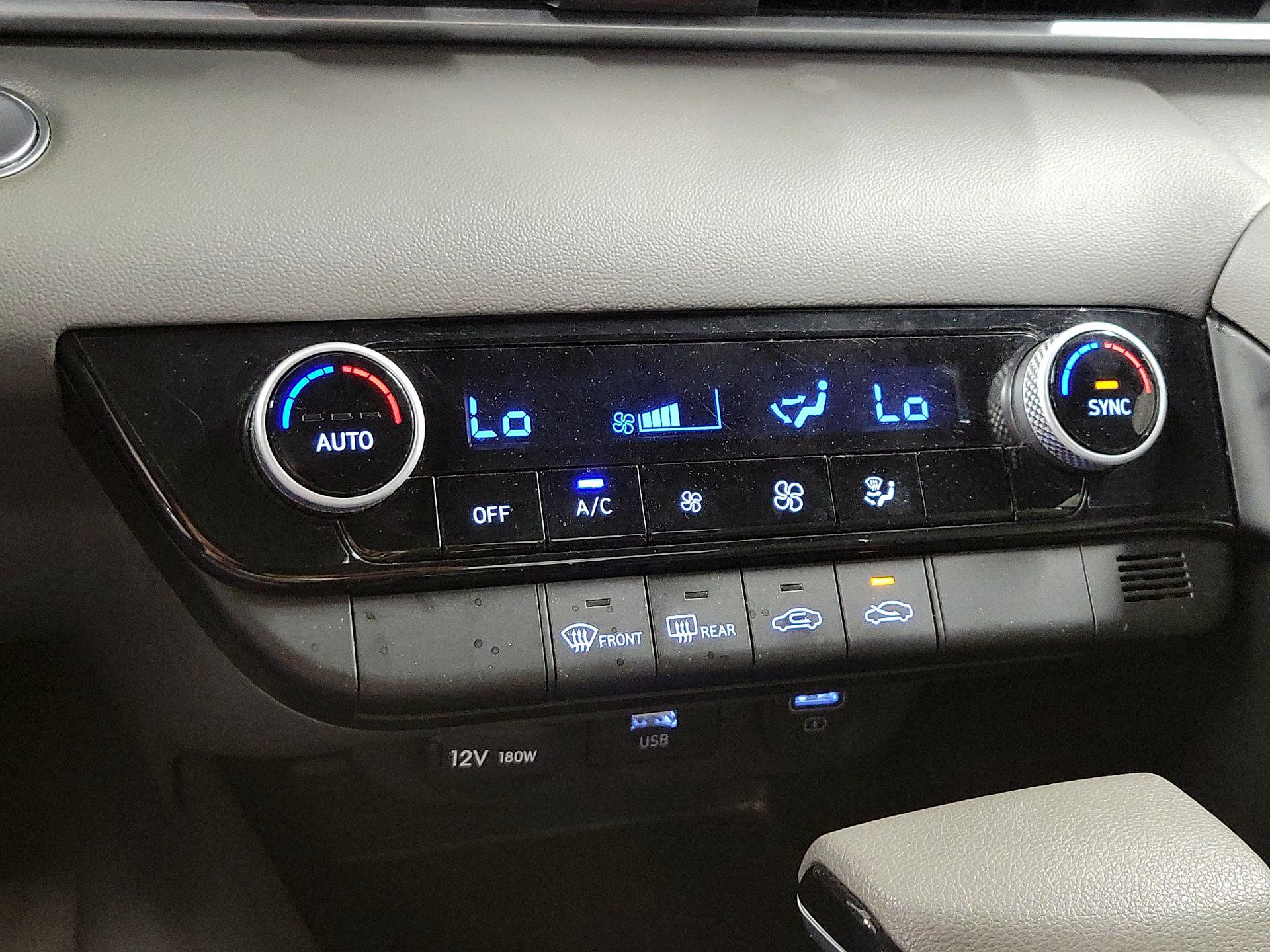 Thumbnail: 2023 Hyundai Elantra - 16