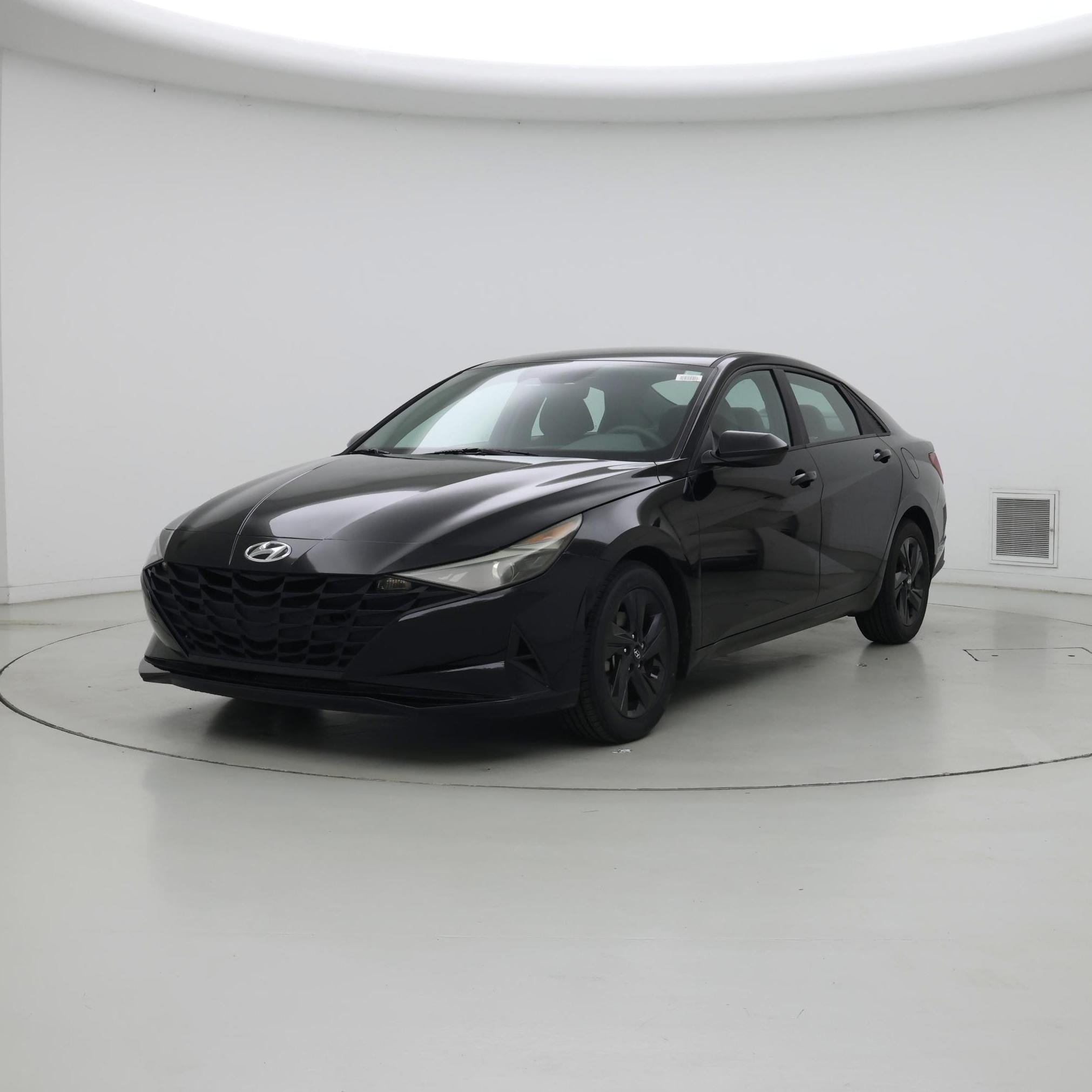 Thumbnail: 2023 Hyundai Elantra - 4