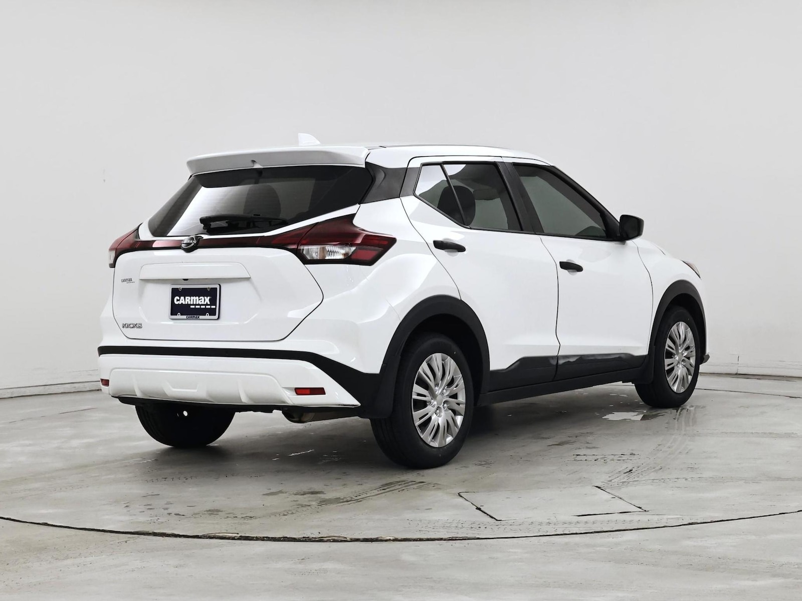 2024 Nissan Kicks S - Photo 9