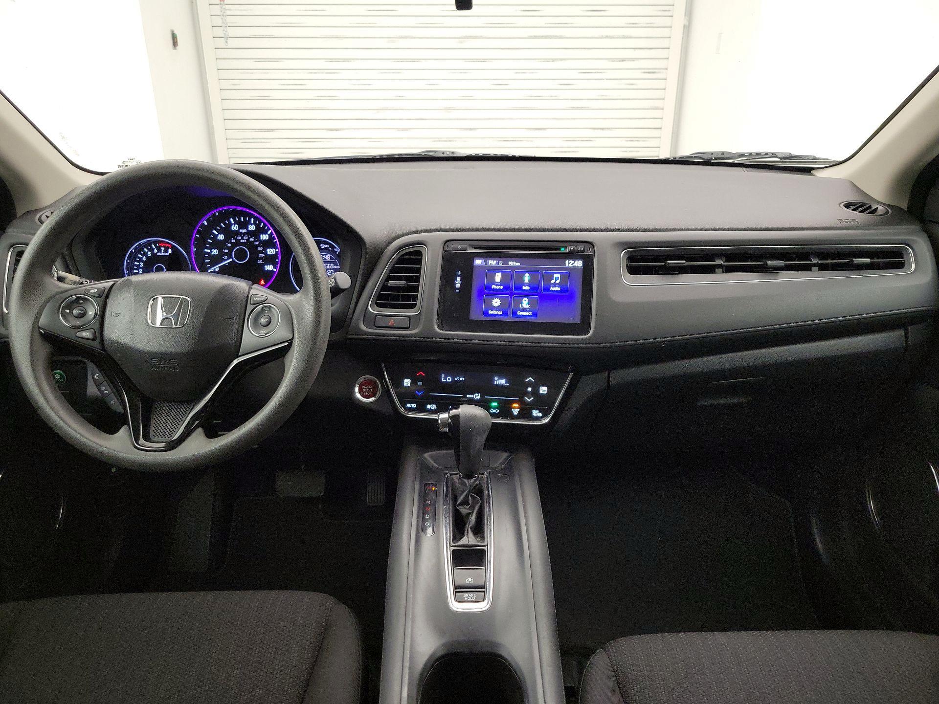 Thumbnail: 2016 Honda HR-V - 9