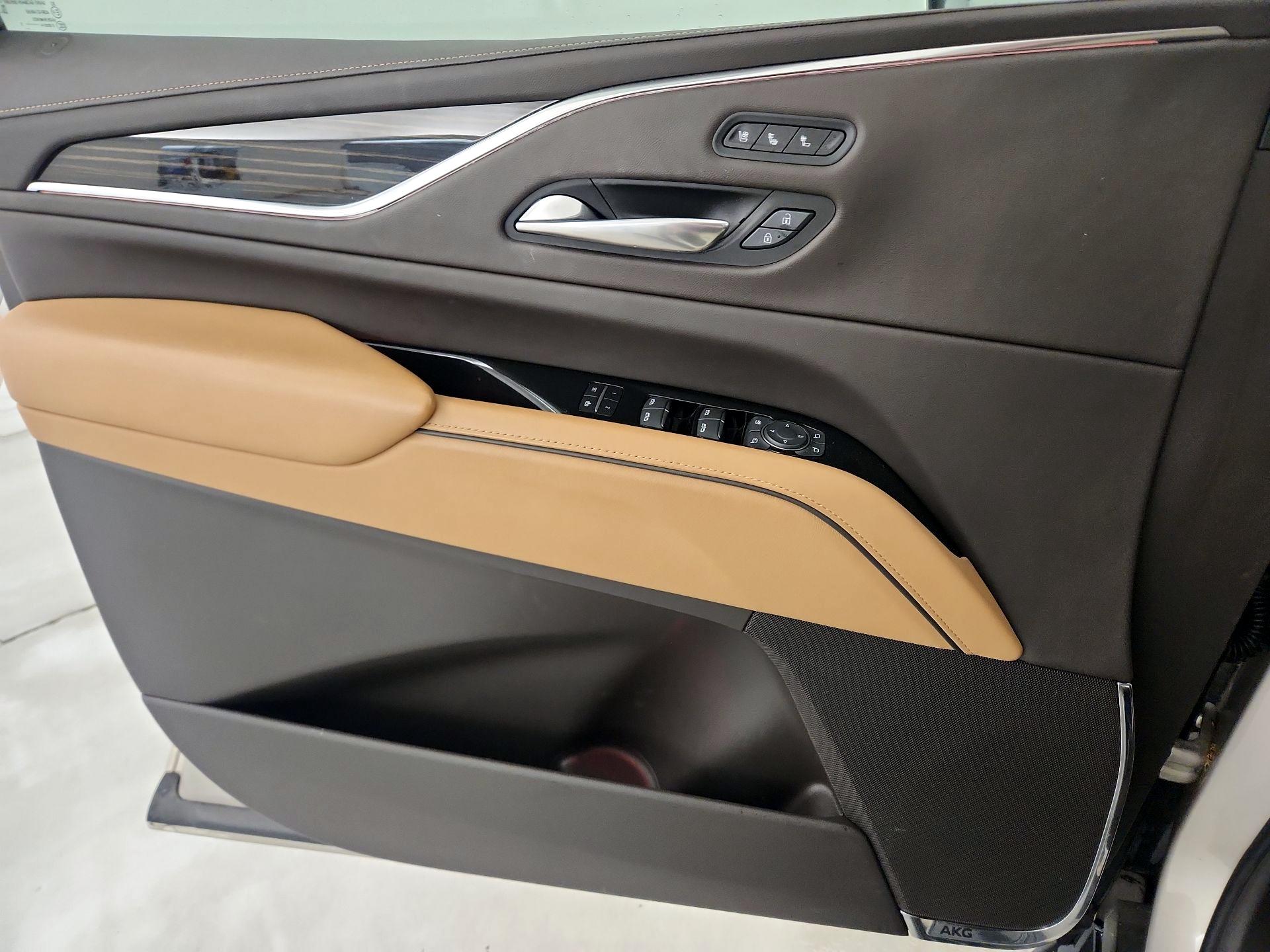 Thumbnail: 2022 Cadillac Escalade - 12