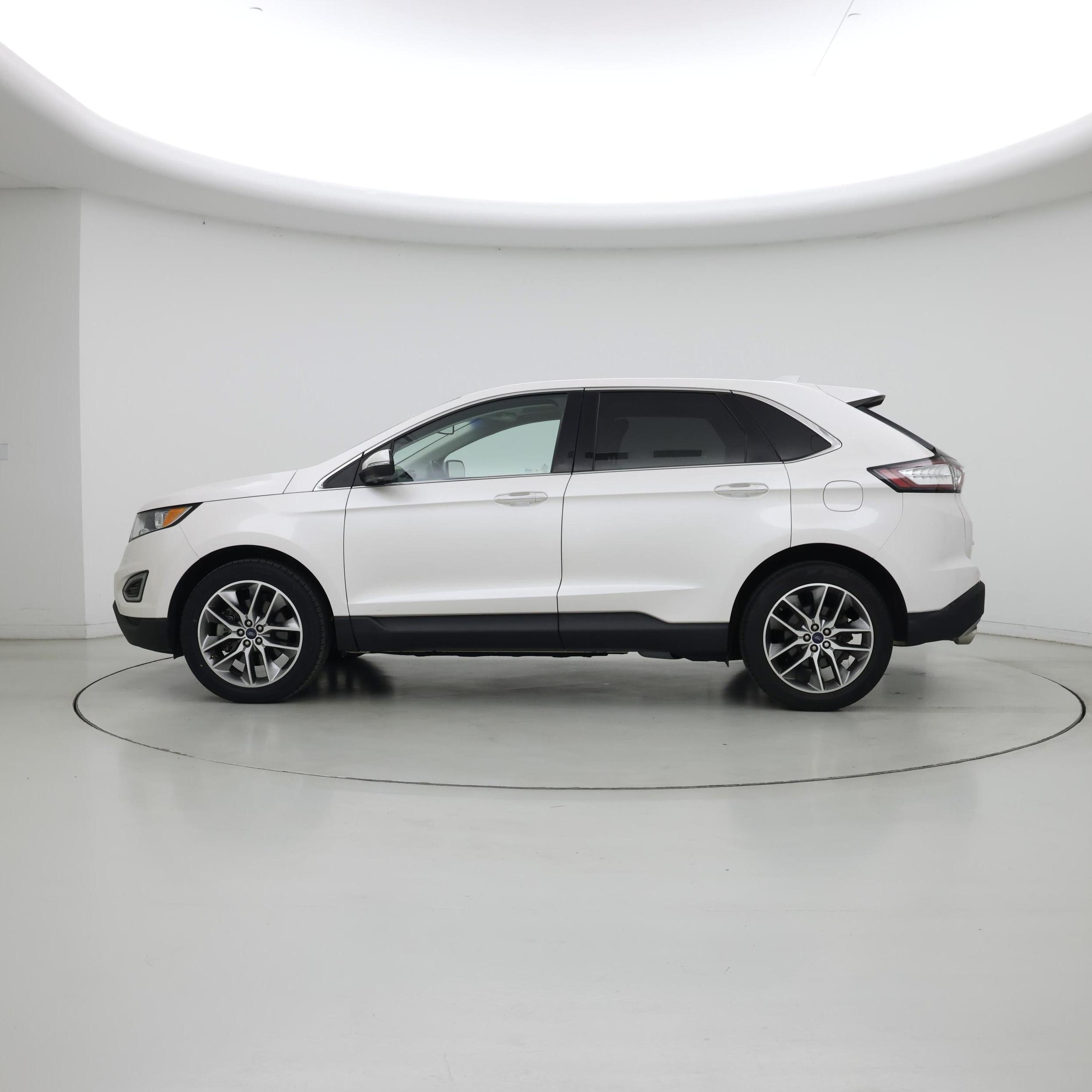 Thumbnail: 2016 Ford Edge - 3