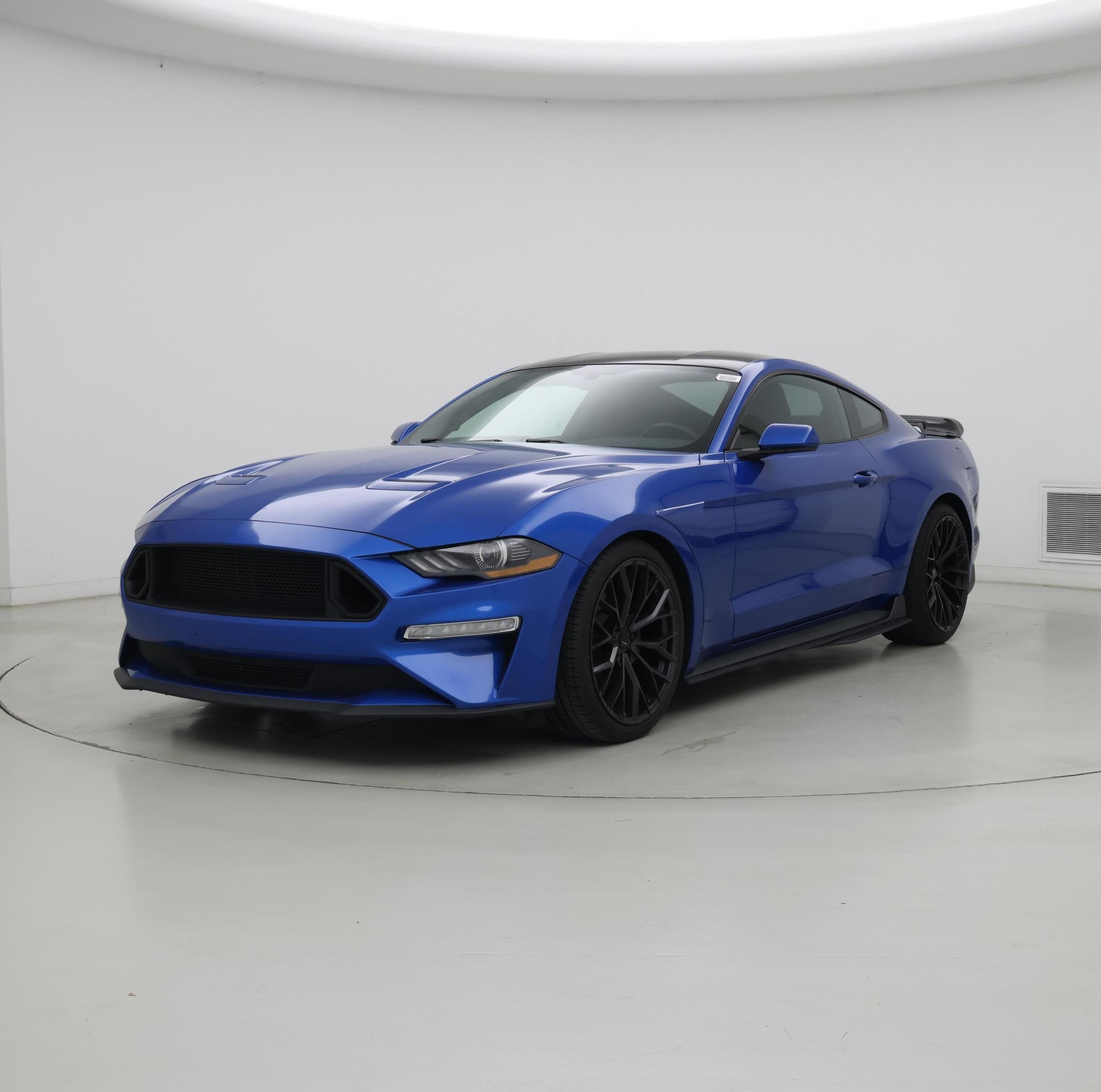 Thumbnail: 2019 Ford Mustang - 4