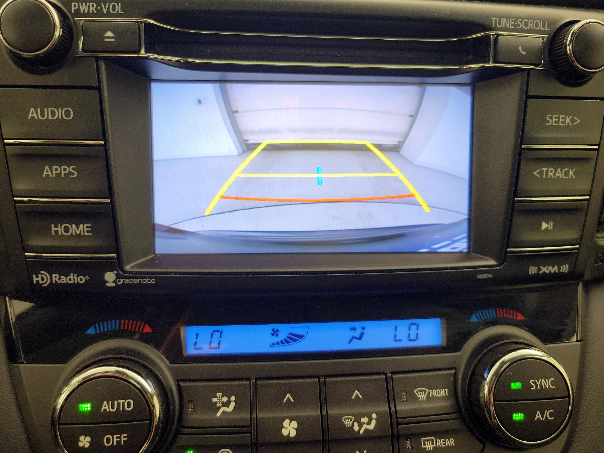 Thumbnail: 2018 Toyota RAV4 - 14