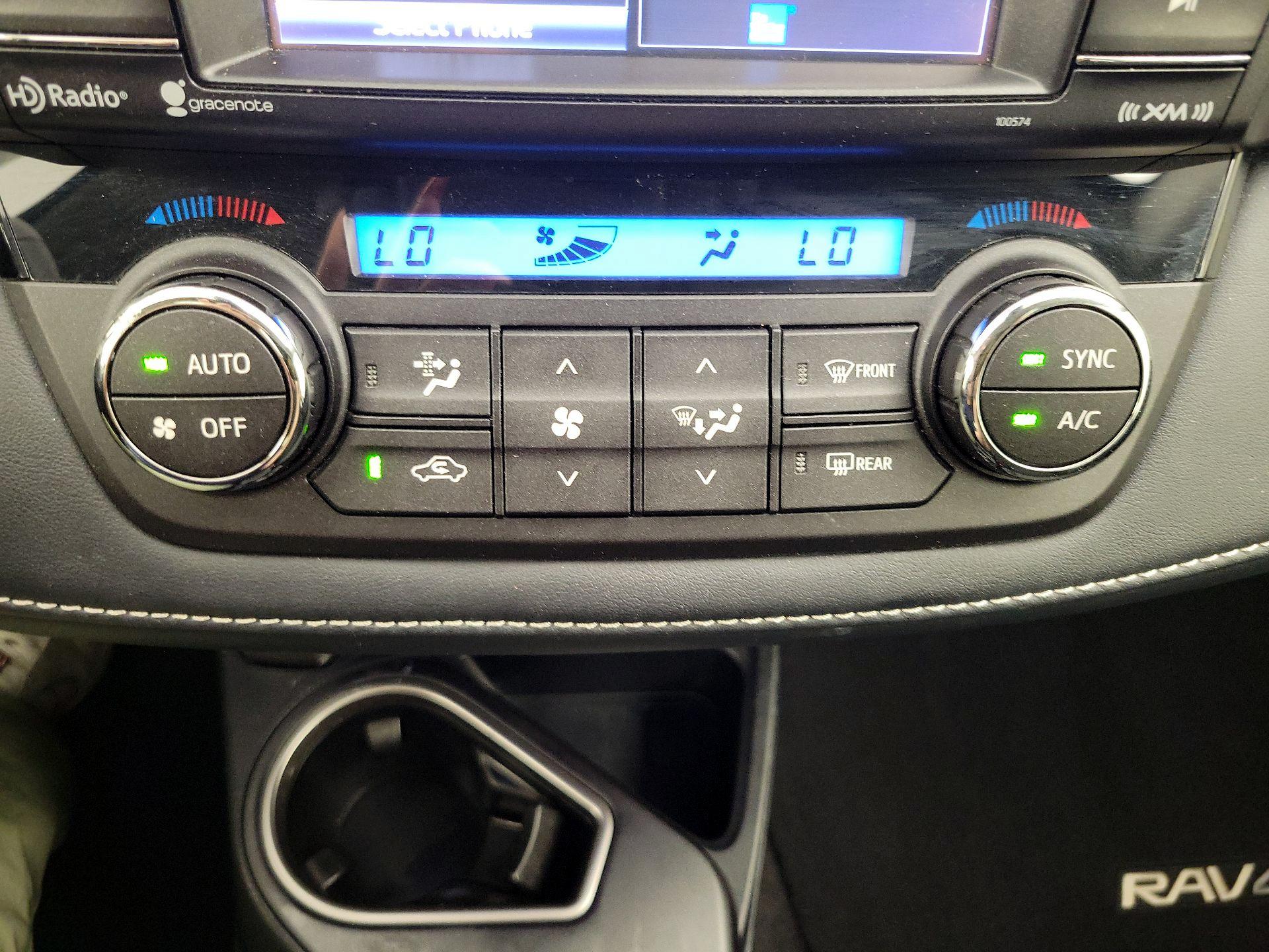 Thumbnail: 2018 Toyota RAV4 - 16