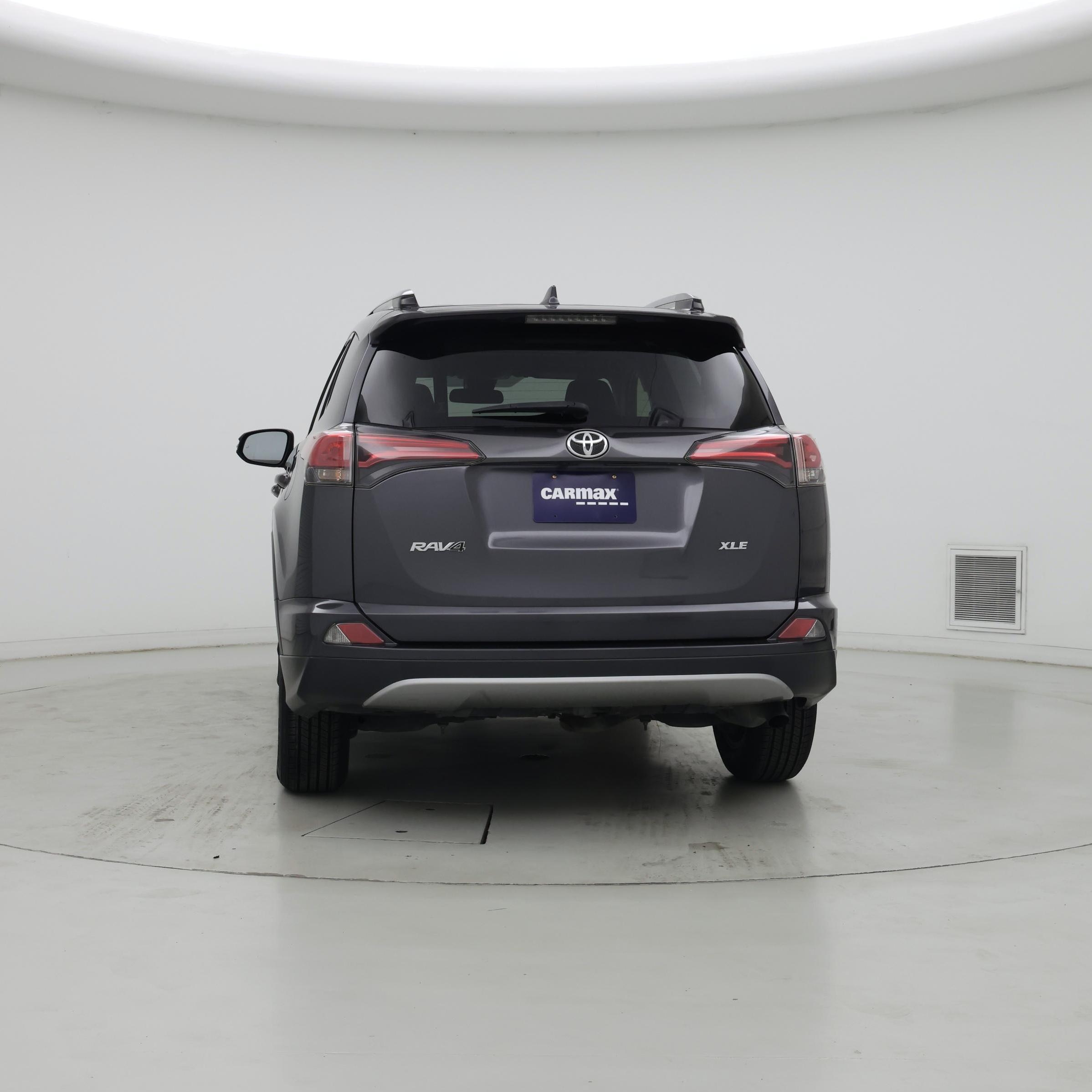 Thumbnail: 2018 Toyota RAV4 - 6