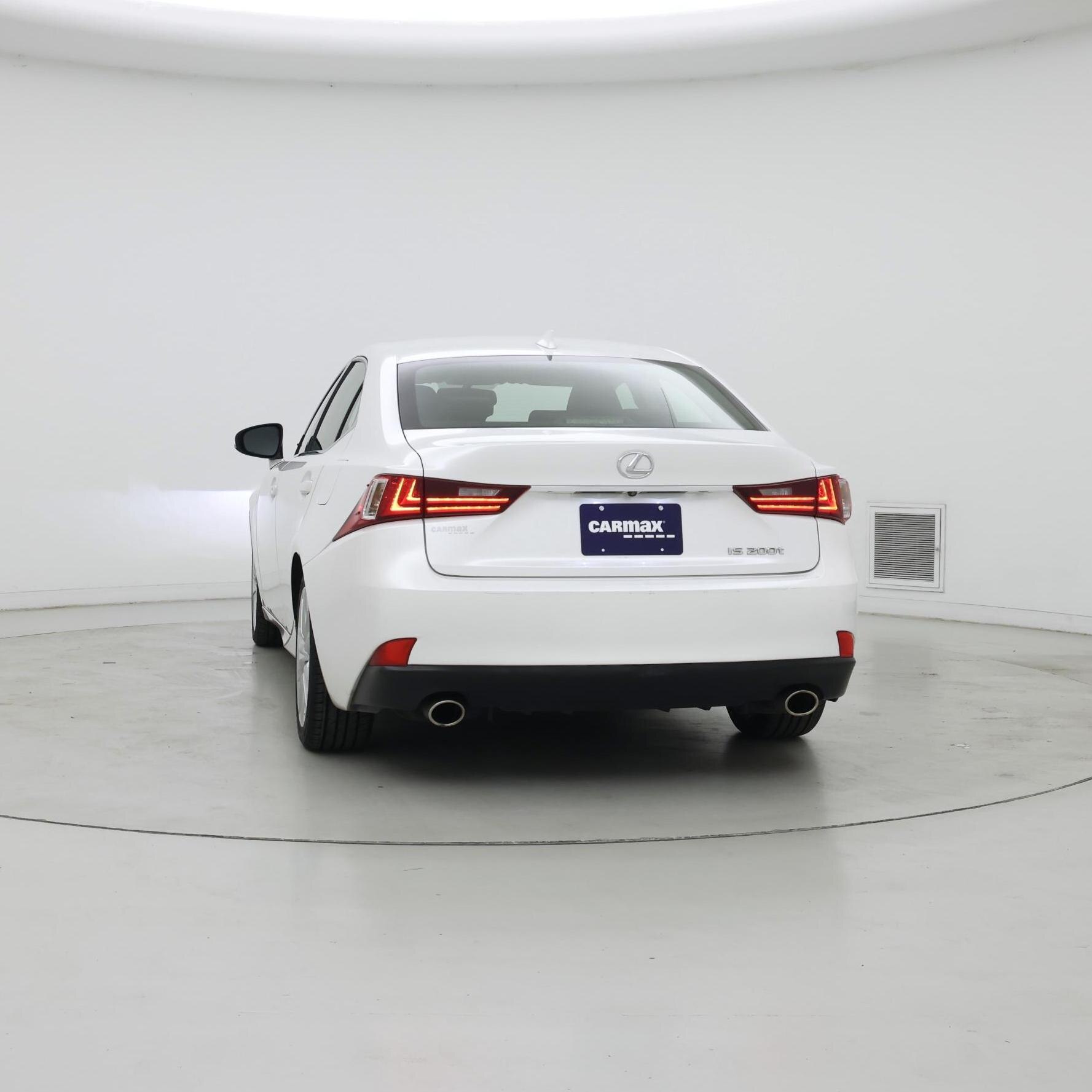 Thumbnail: 2016 Lexus IS - 6