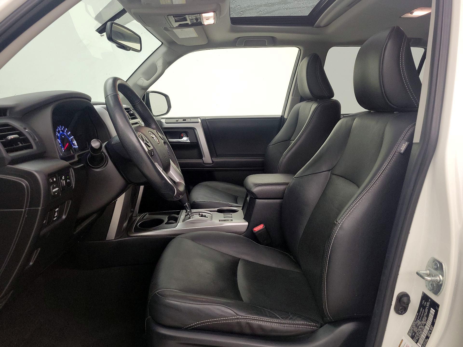 Thumbnail: 2017 Toyota 4Runner - 11