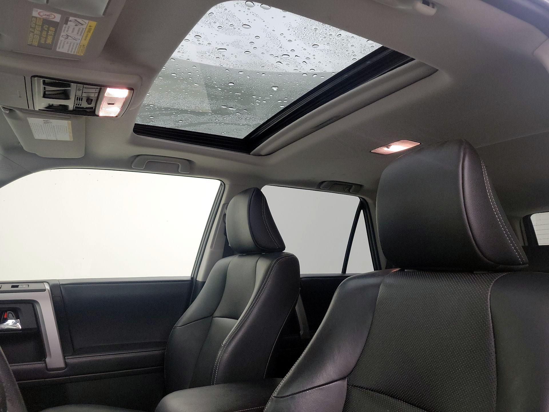 Thumbnail: 2017 Toyota 4Runner - 20