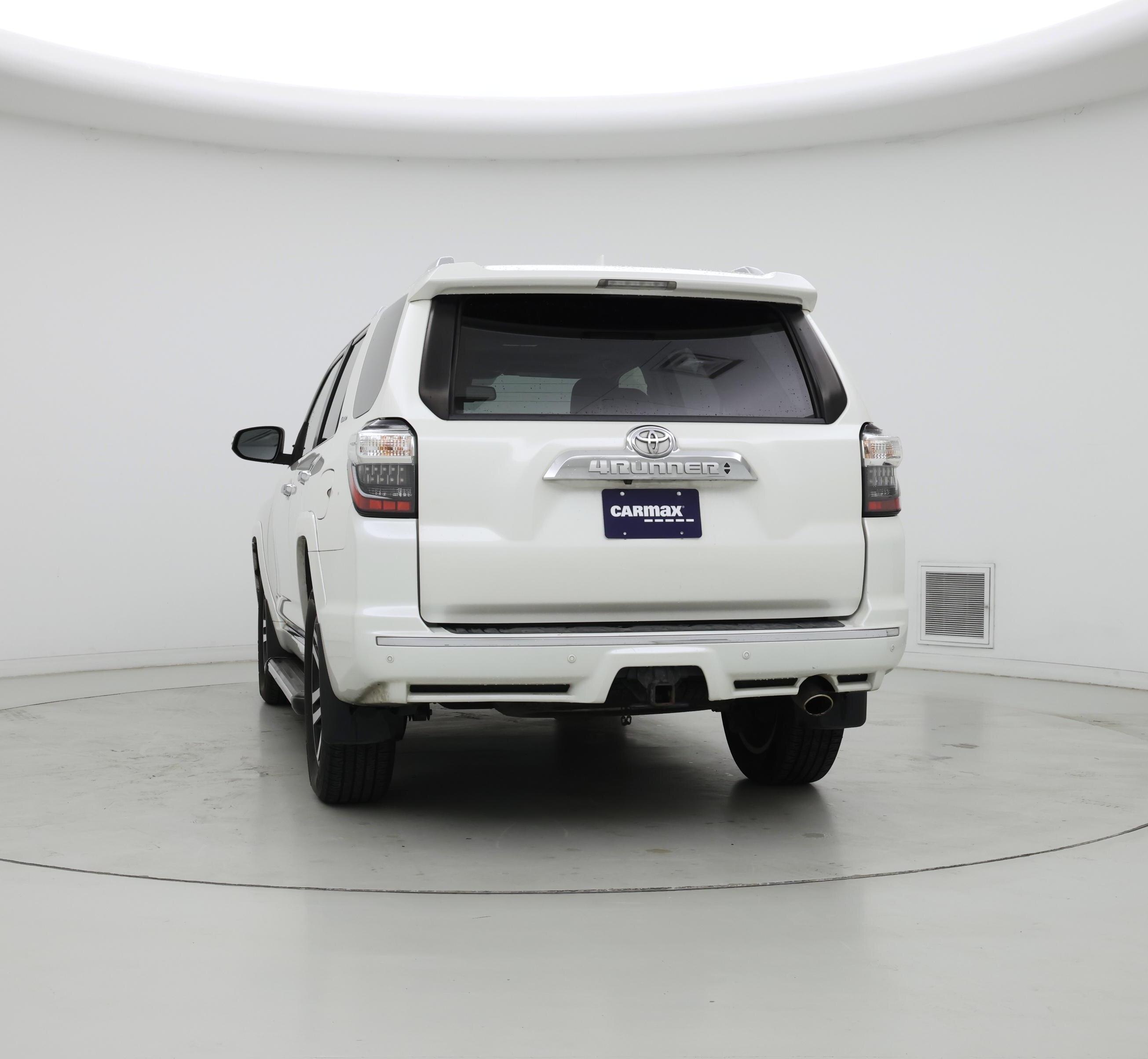 Thumbnail: 2017 Toyota 4Runner - 6