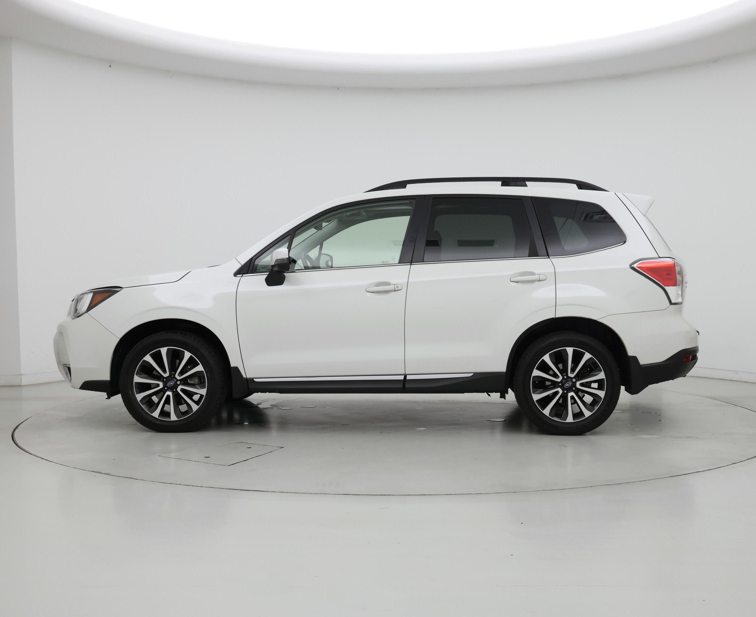 Thumbnail: 2017 Subaru Forester - 3