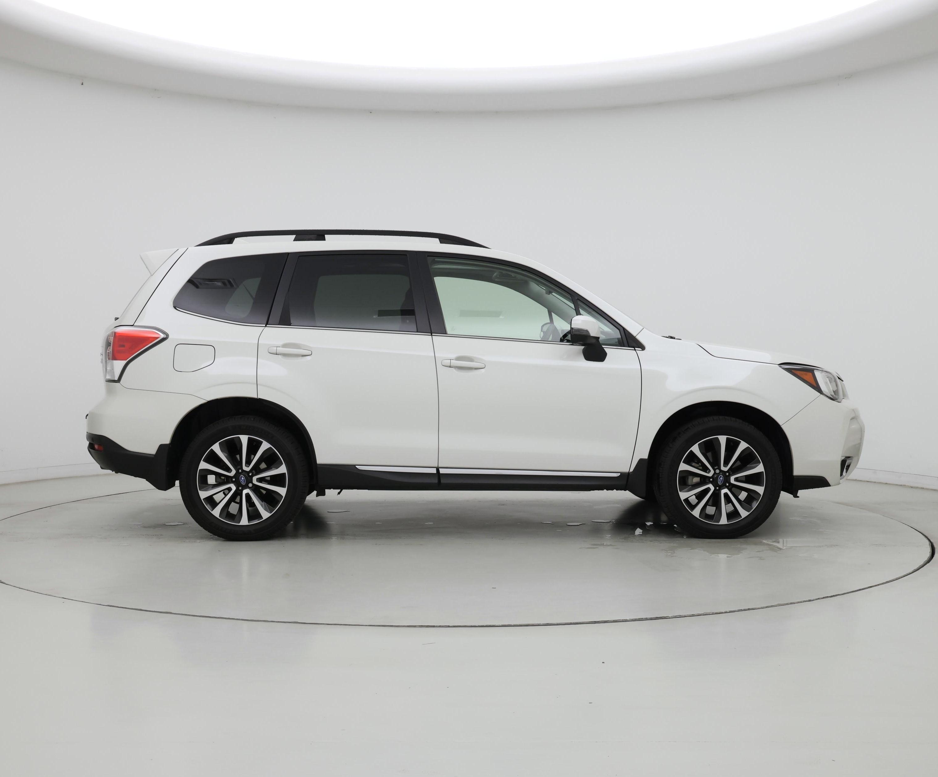 Thumbnail: 2017 Subaru Forester - 7