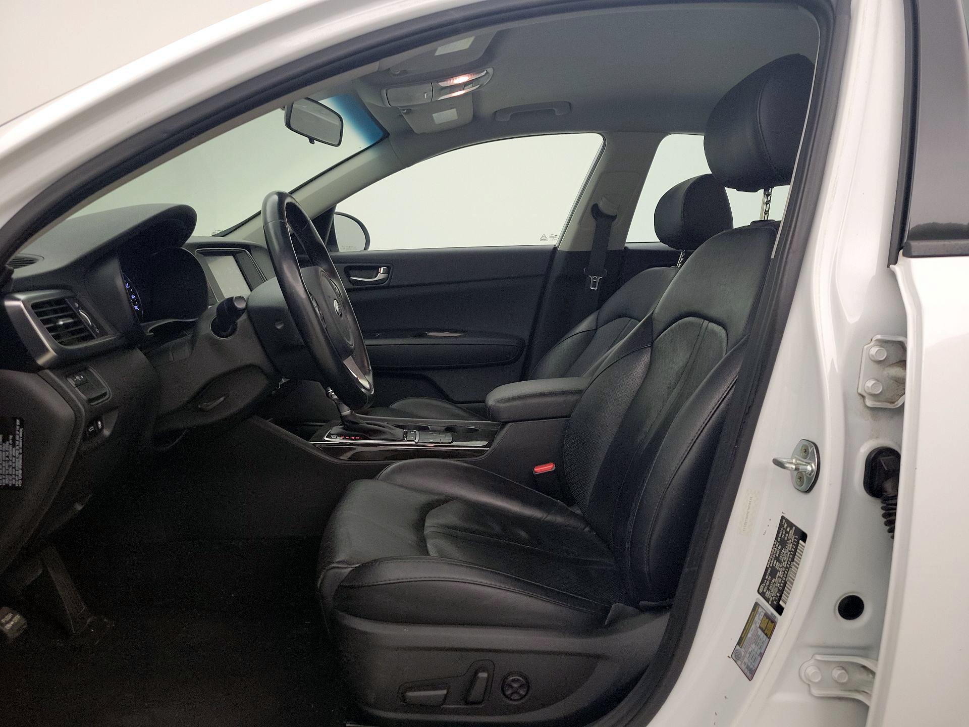 Thumbnail: 2017 Kia Optima - 11