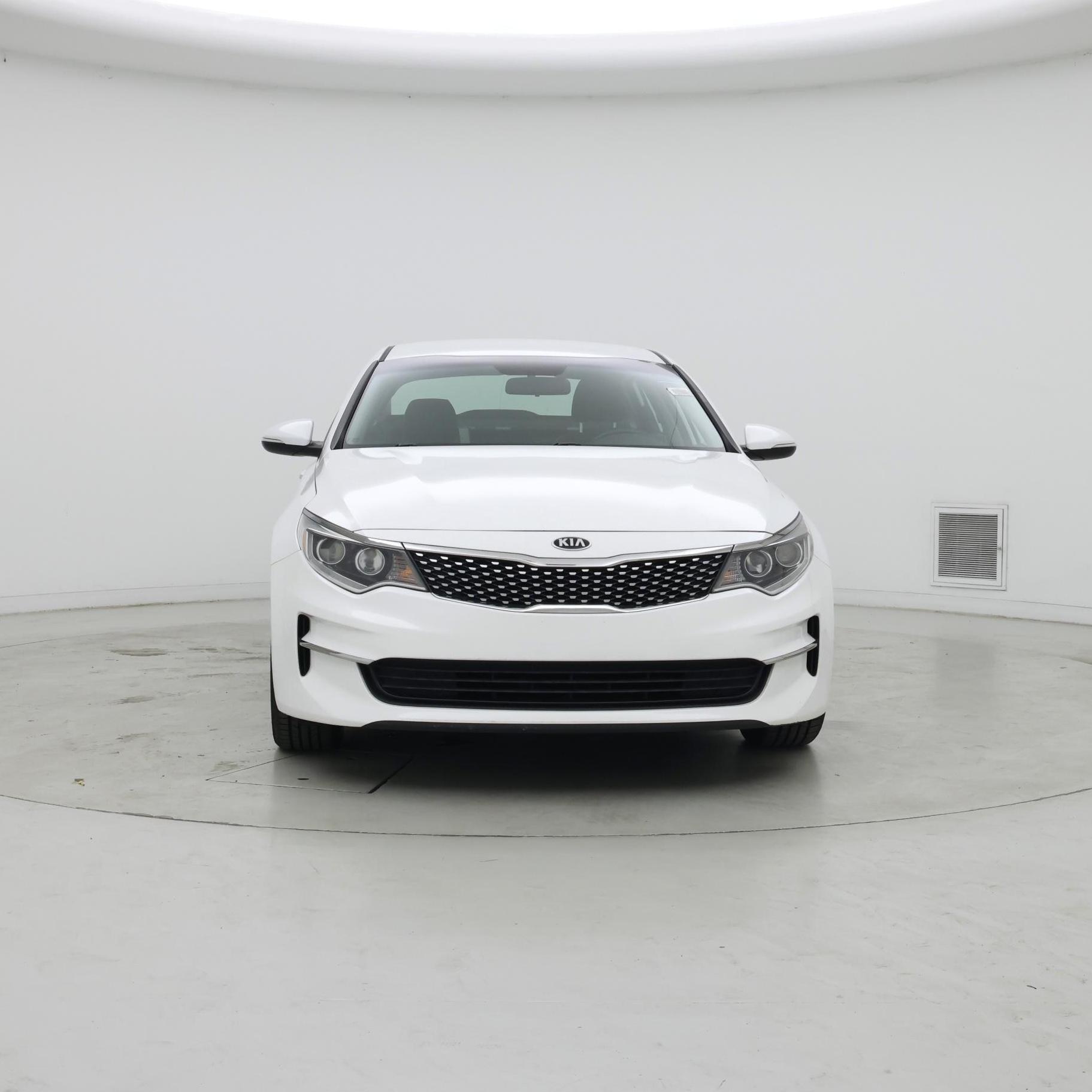 Thumbnail: 2017 Kia Optima - 5
