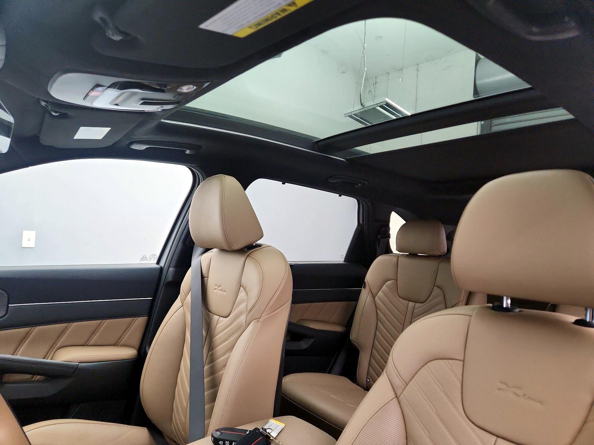 Thumbnail: 2025 Kia Sorento - 20