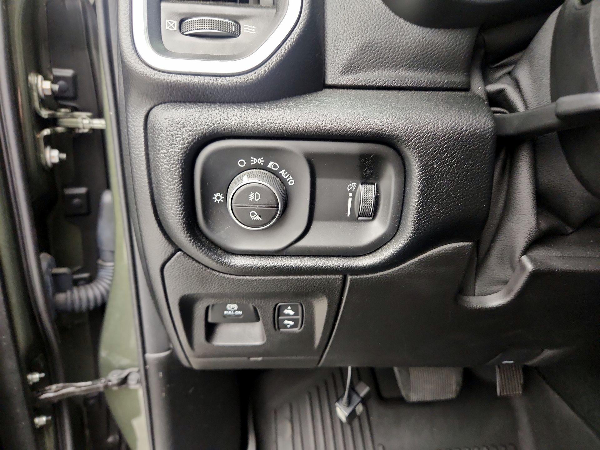 Thumbnail: 2020 RAM 1500 - 13