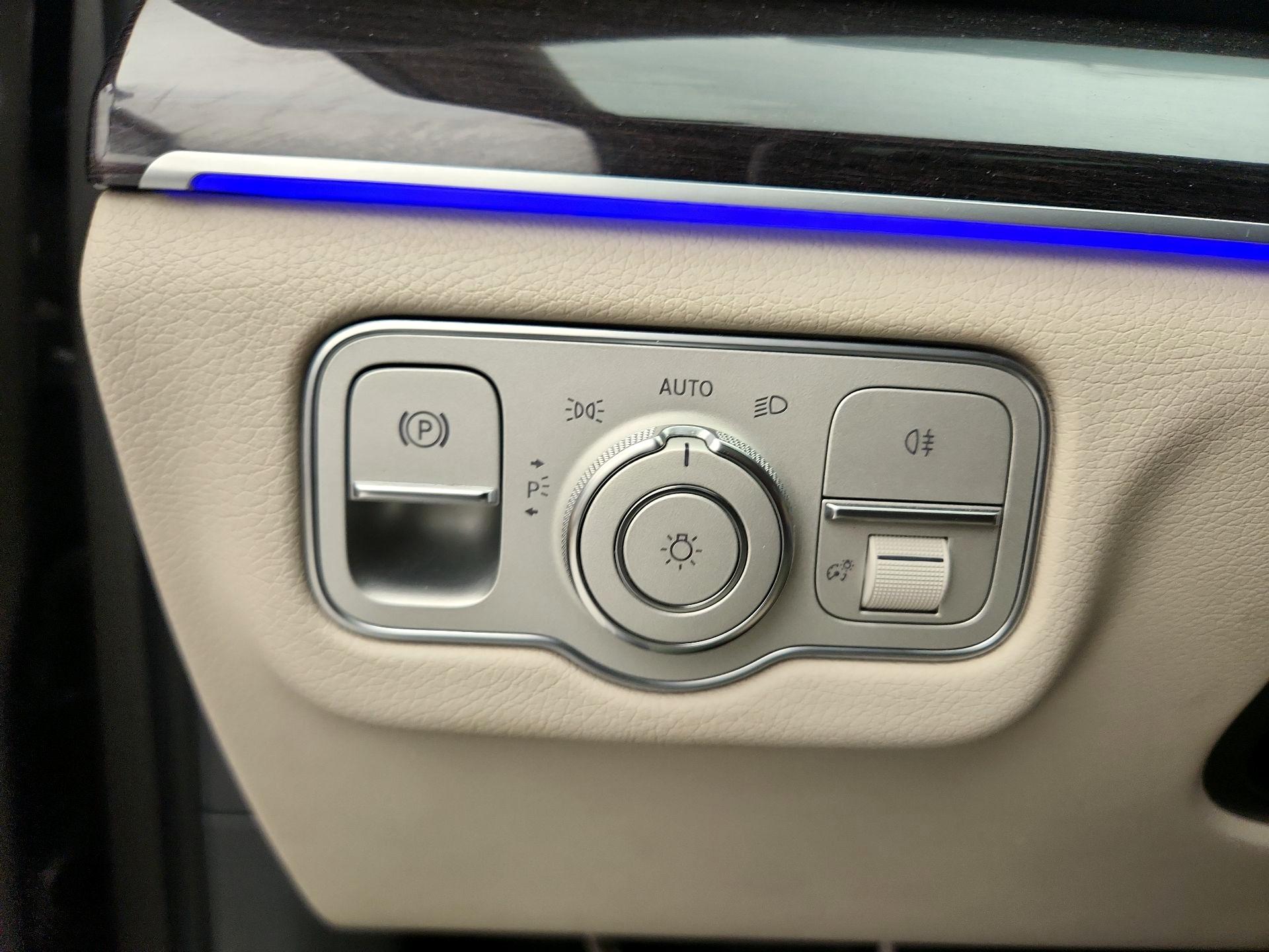 Thumbnail: 2020 Mercedes-Benz GLE - 13