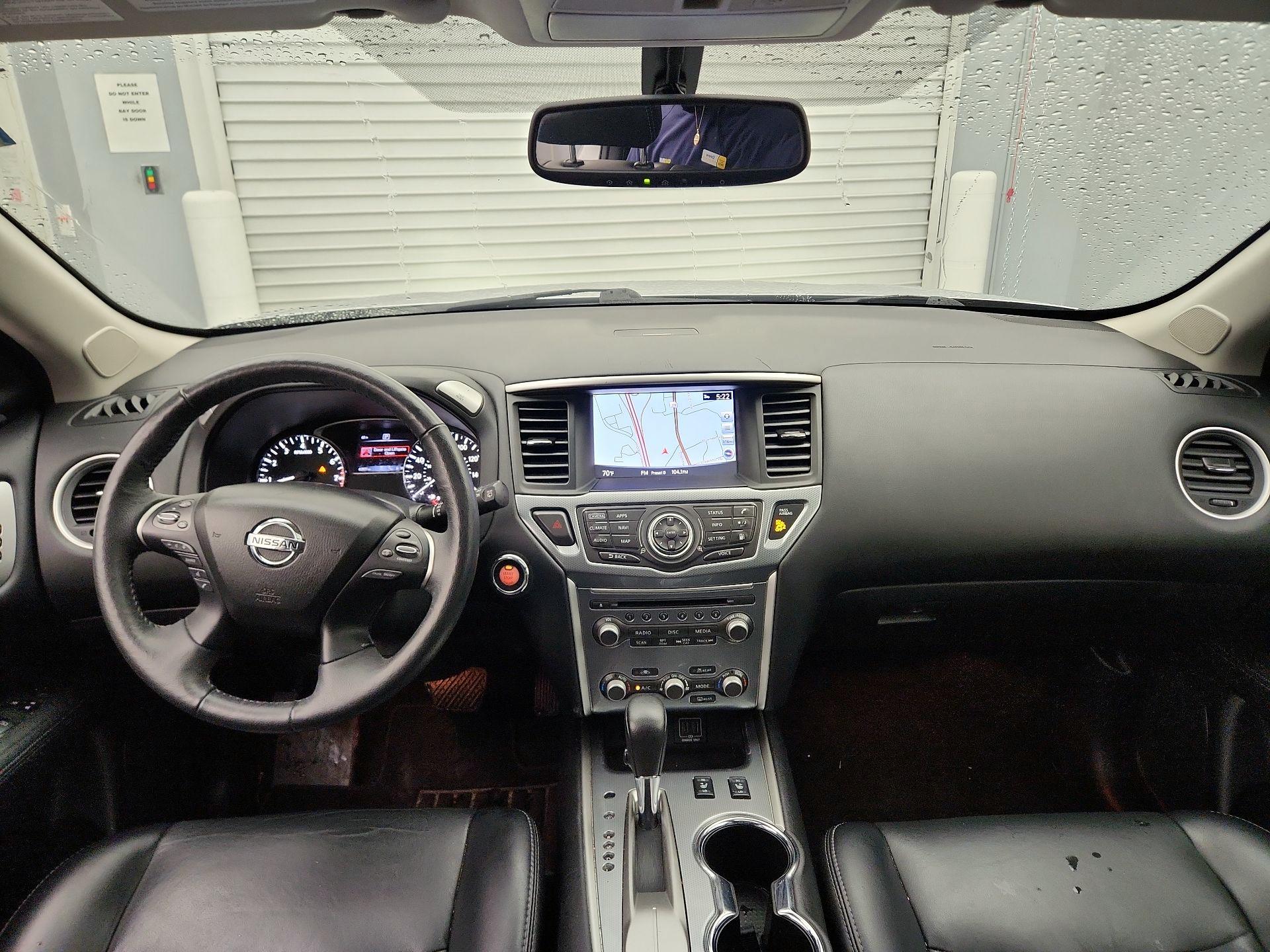 Thumbnail: 2018 Nissan Pathfinder - 9