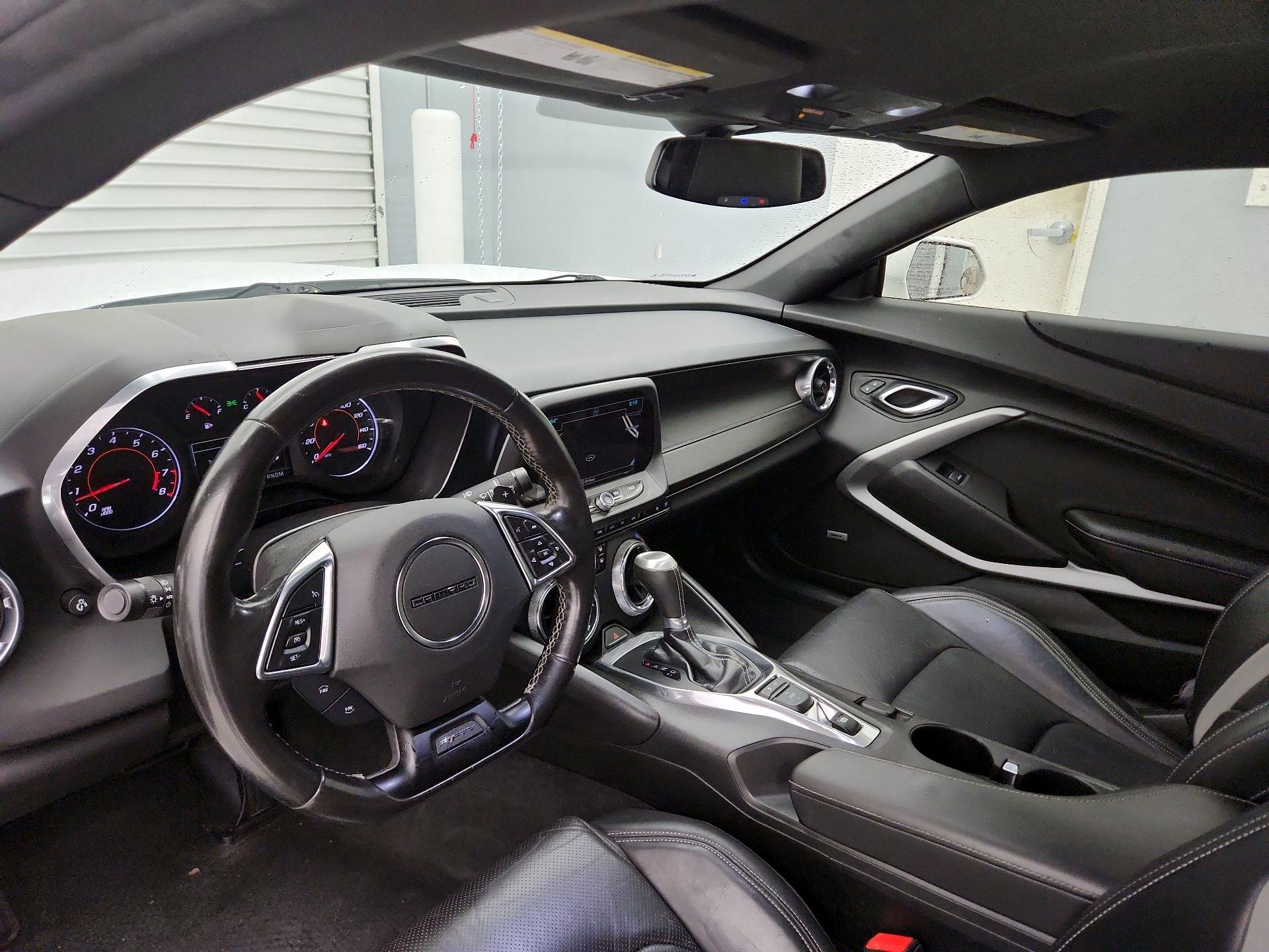 Thumbnail: 2017 Chevrolet Camaro - 9