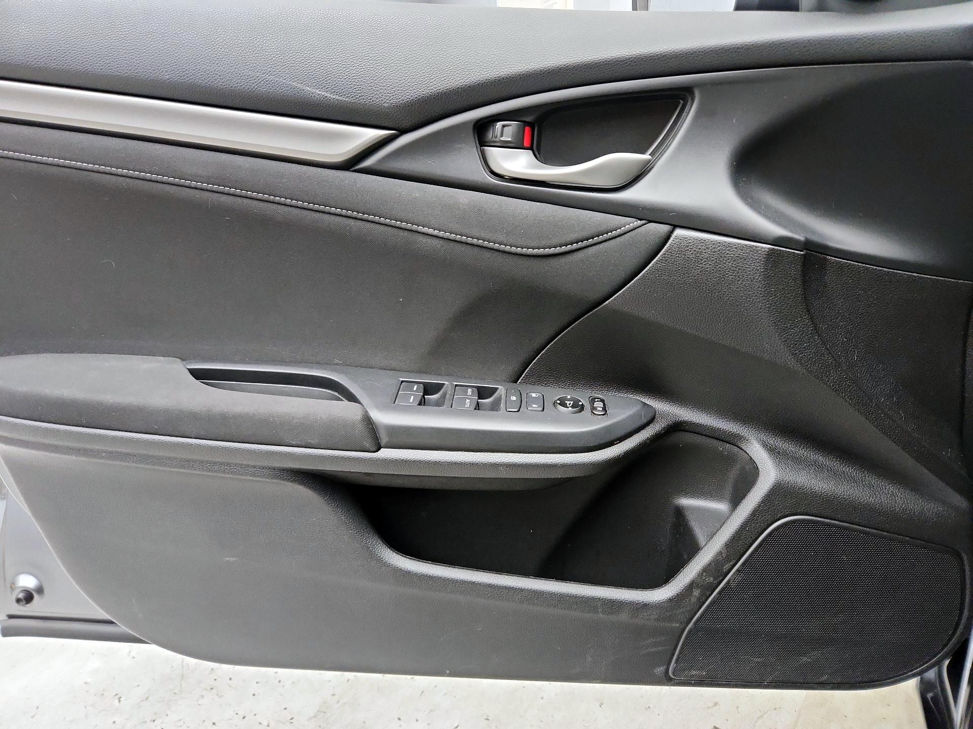 Thumbnail: 2020 Honda Civic - 12