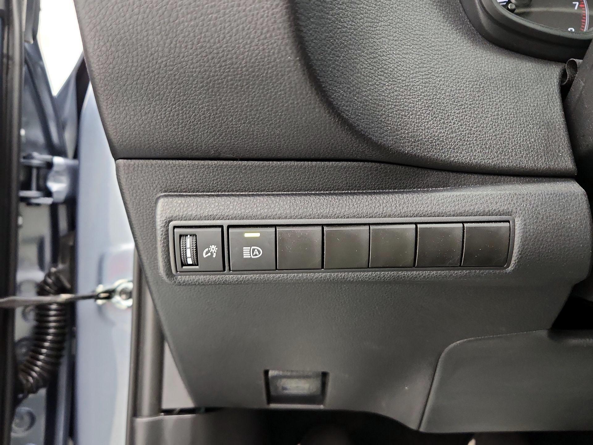 Thumbnail: 2024 Toyota Corolla - 13