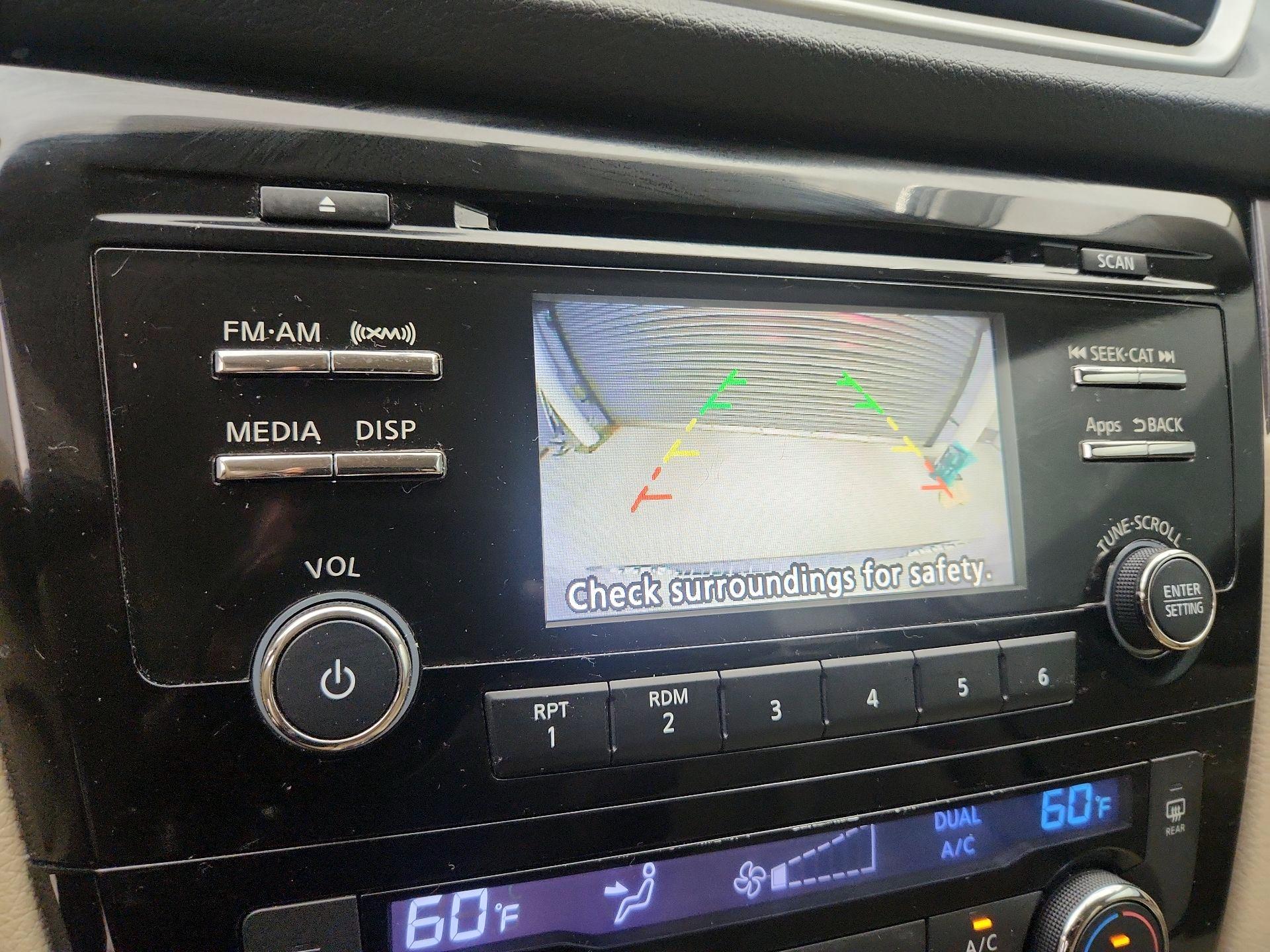 Thumbnail: 2014 Nissan Rogue - 14