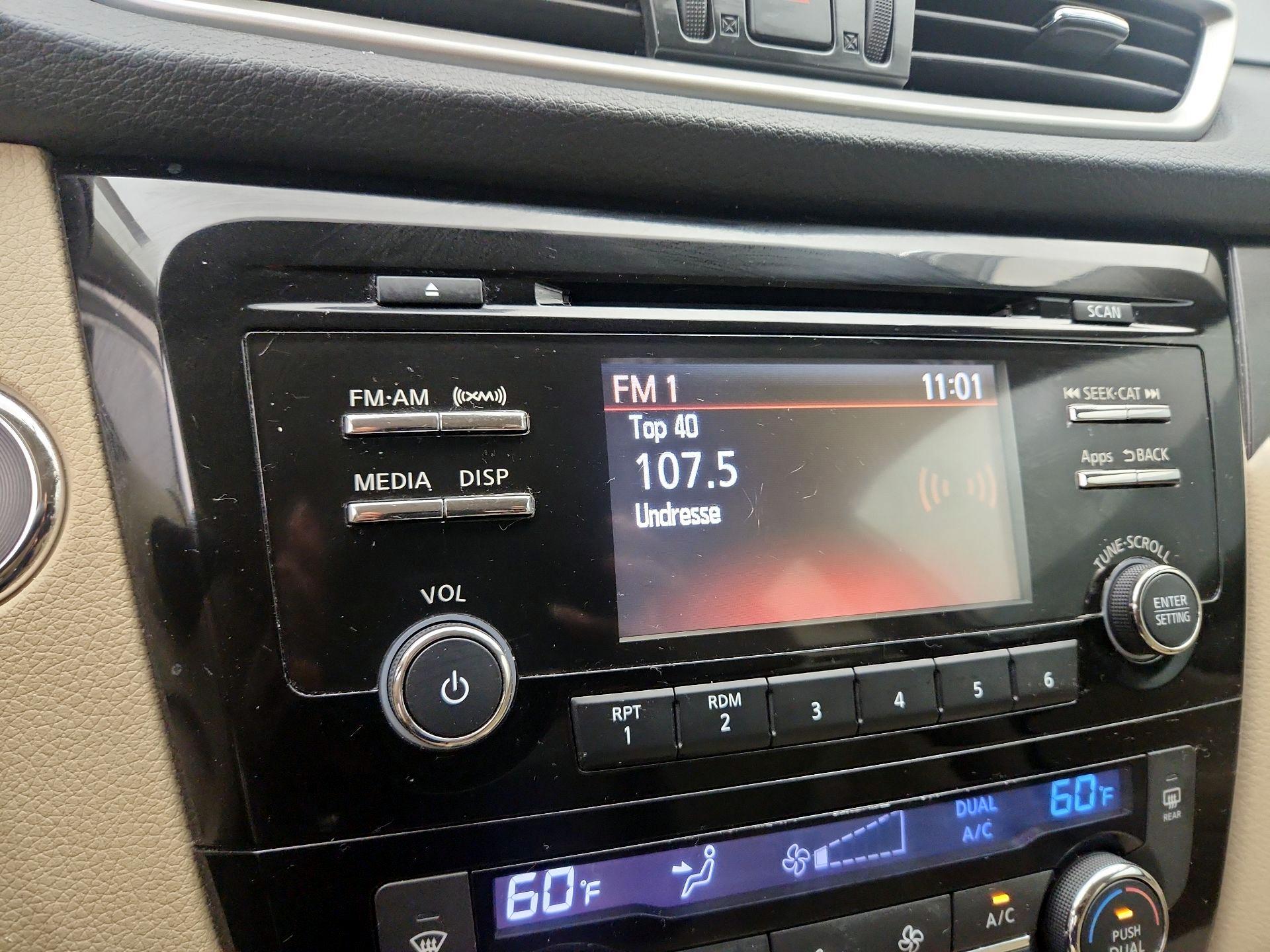 Thumbnail: 2014 Nissan Rogue - 15