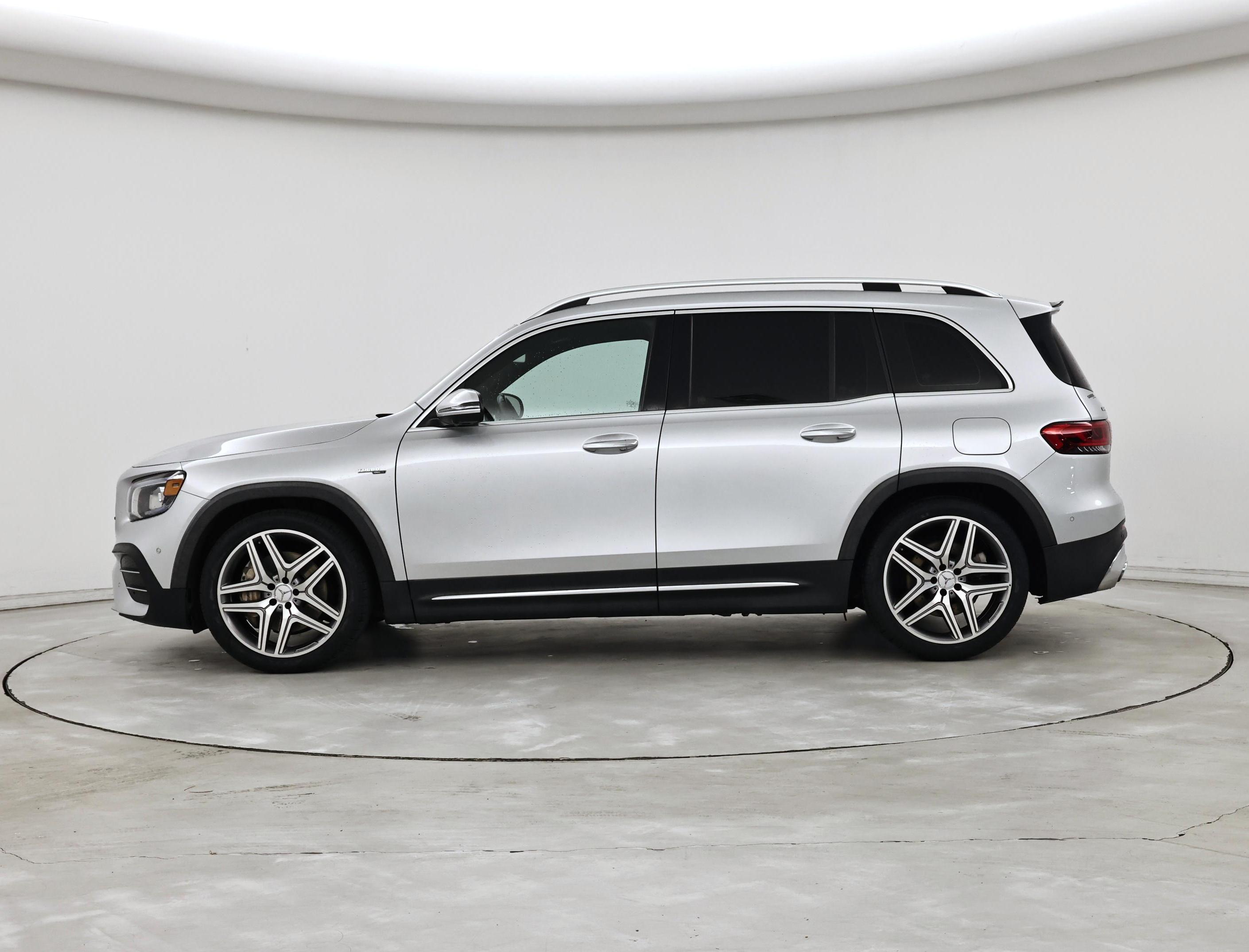 Thumbnail: 2022 Mercedes-Benz GLB - 3