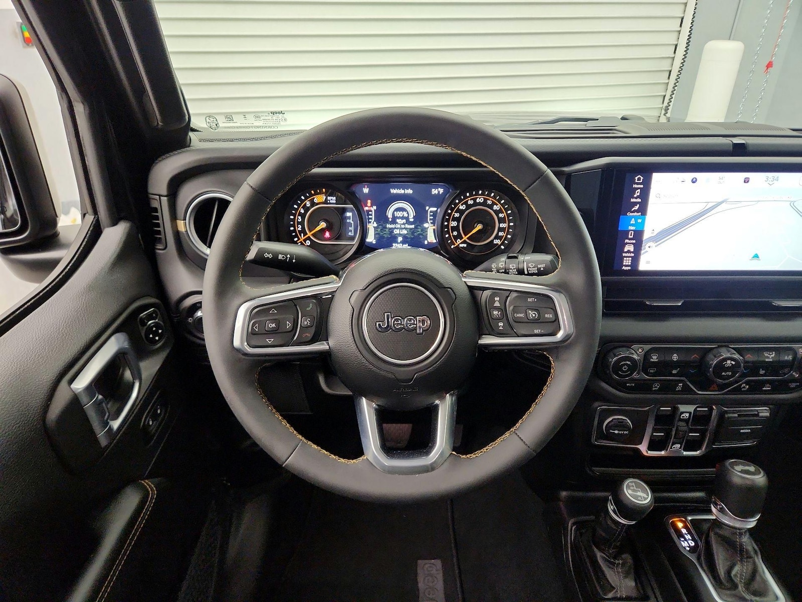 2024 Jeep Wrangler 4-Door Sahara - Photo 11
