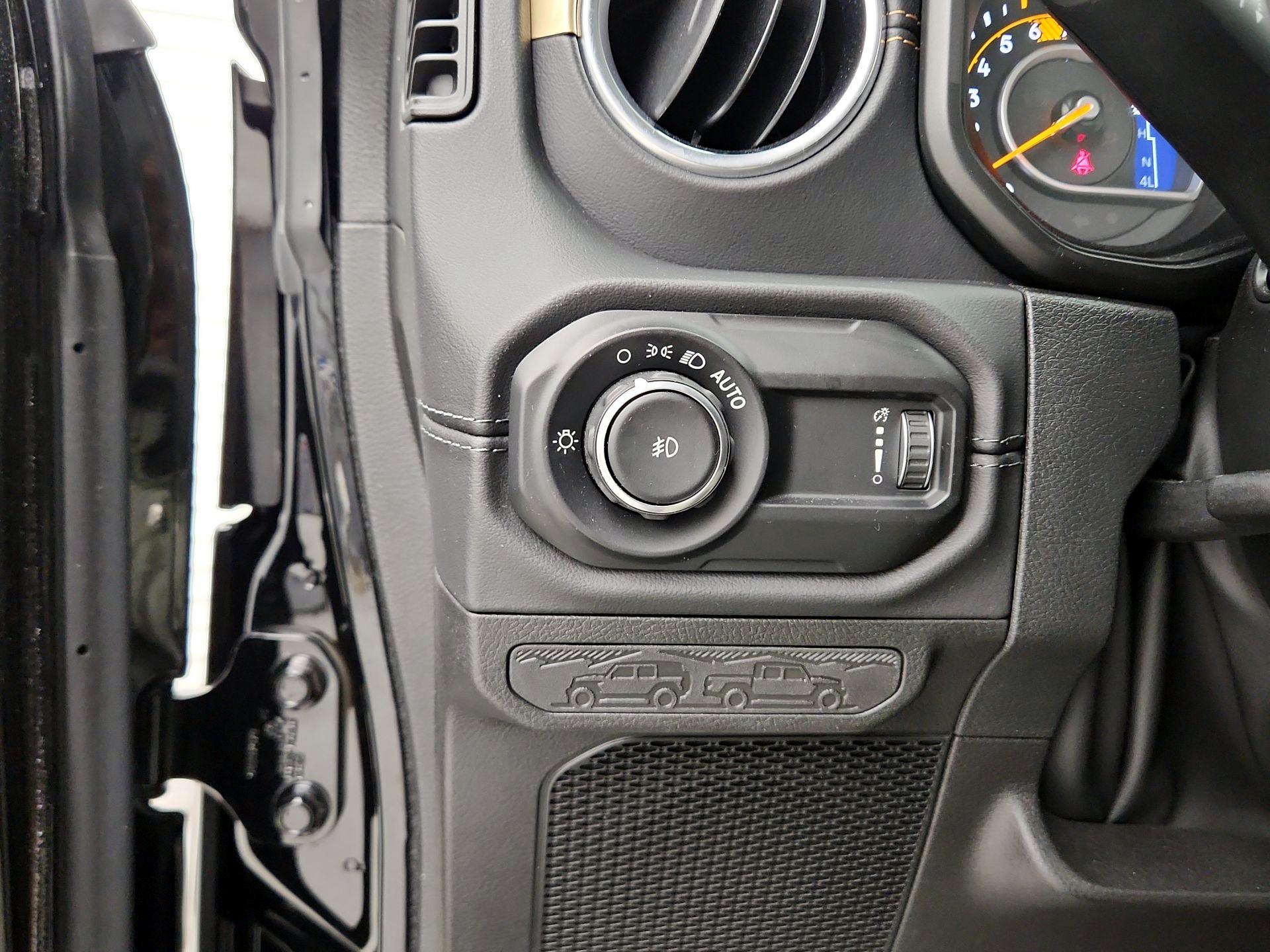 Thumbnail: 2024 Jeep Wrangler - 13