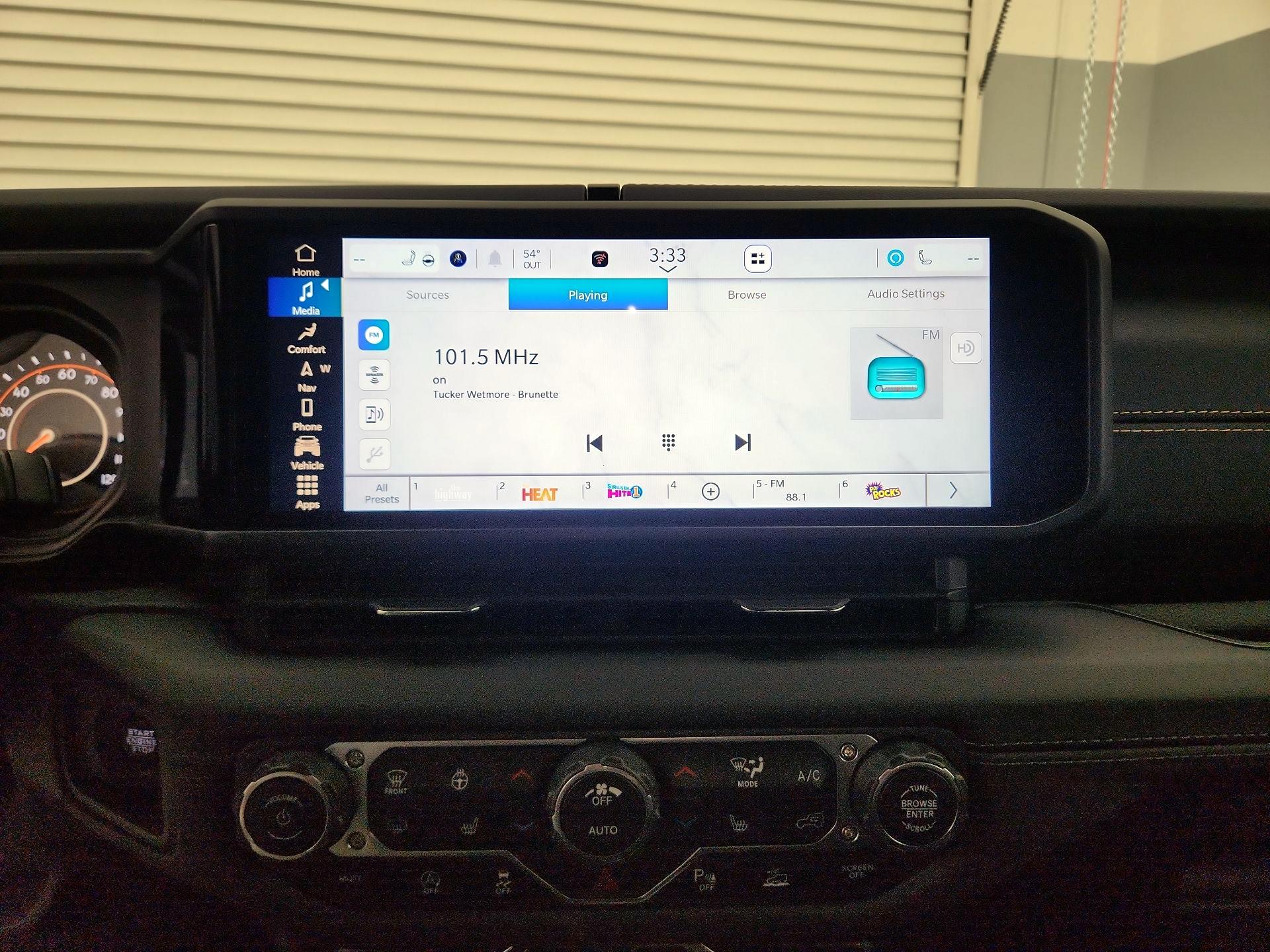 Thumbnail: 2024 Jeep Wrangler - 16