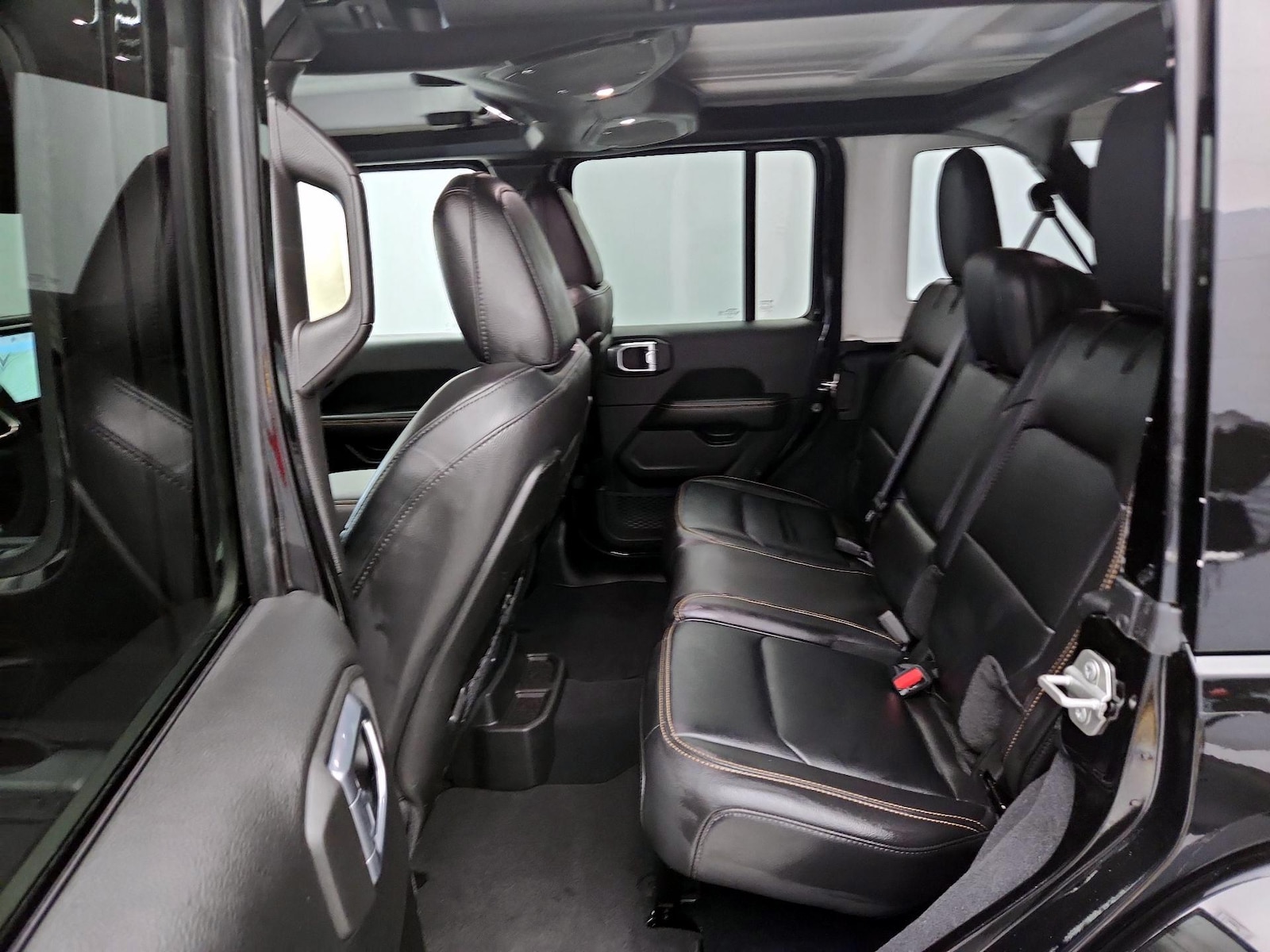 2024 Jeep Wrangler 4-Door Sahara - Photo 21