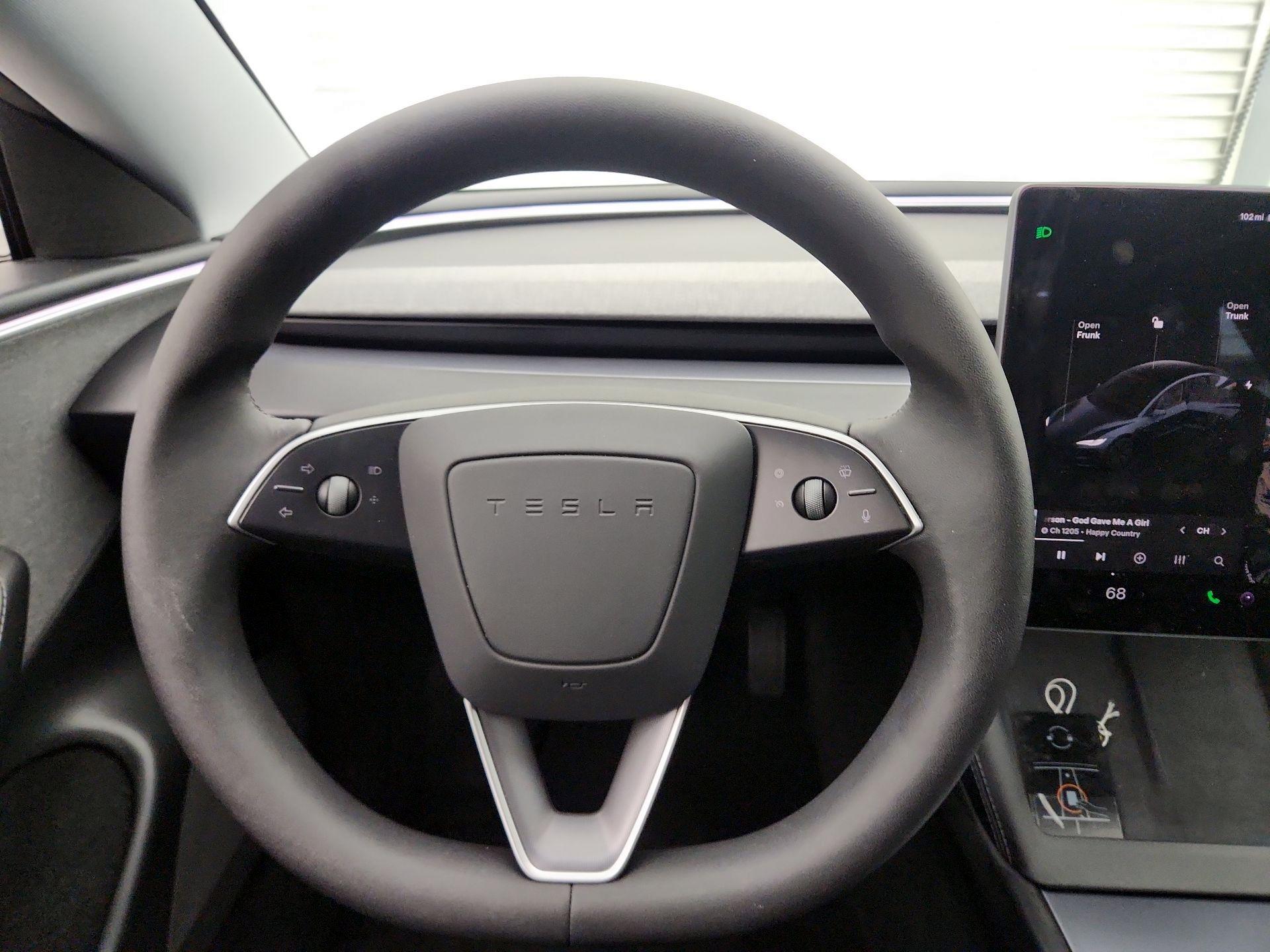 Thumbnail: 2025 Tesla Model 3 - 10