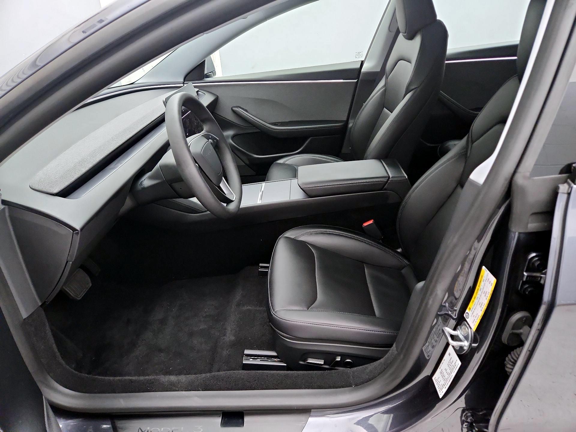 Thumbnail: 2025 Tesla Model 3 - 11
