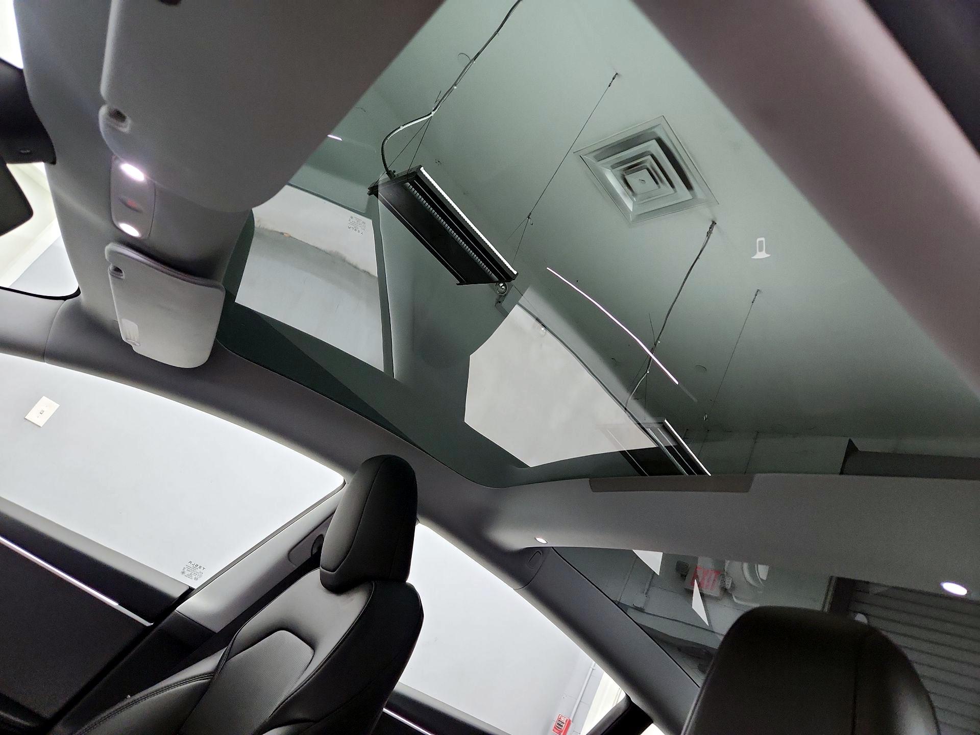 Thumbnail: 2025 Tesla Model 3 - 18