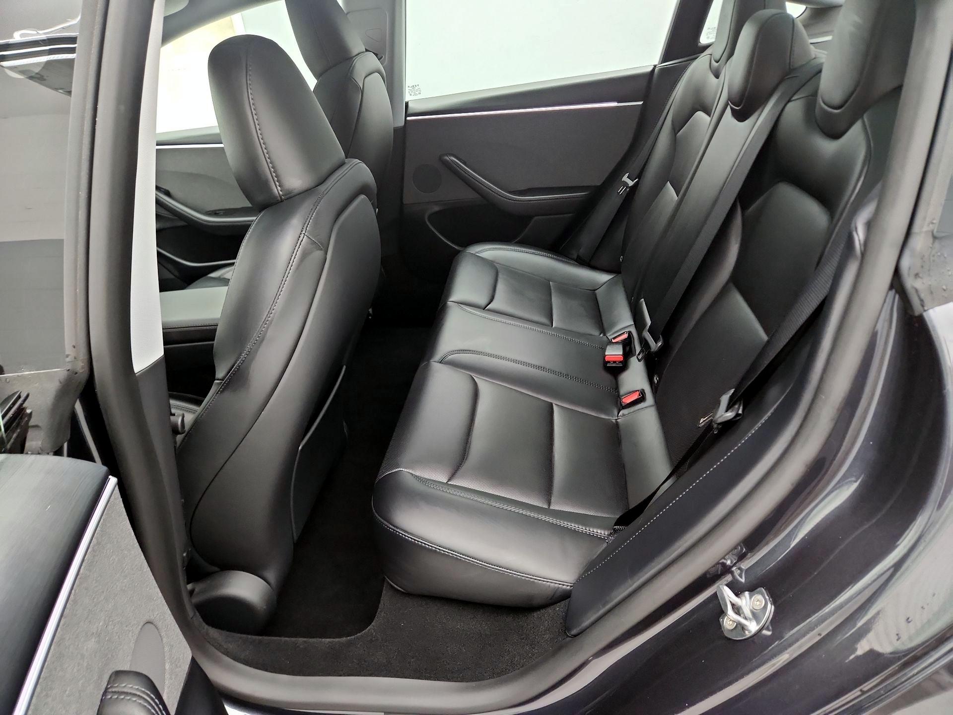 Thumbnail: 2025 Tesla Model 3 - 19