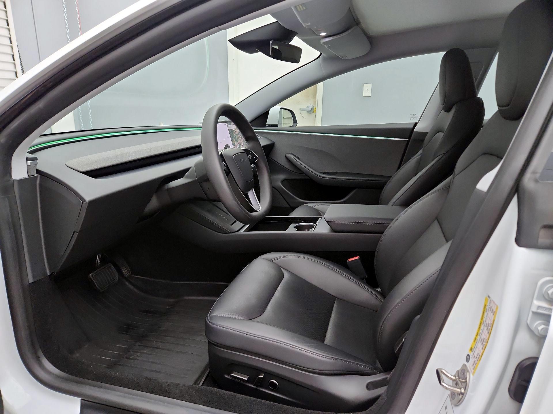 Thumbnail: 2024 Tesla Model 3 - 11