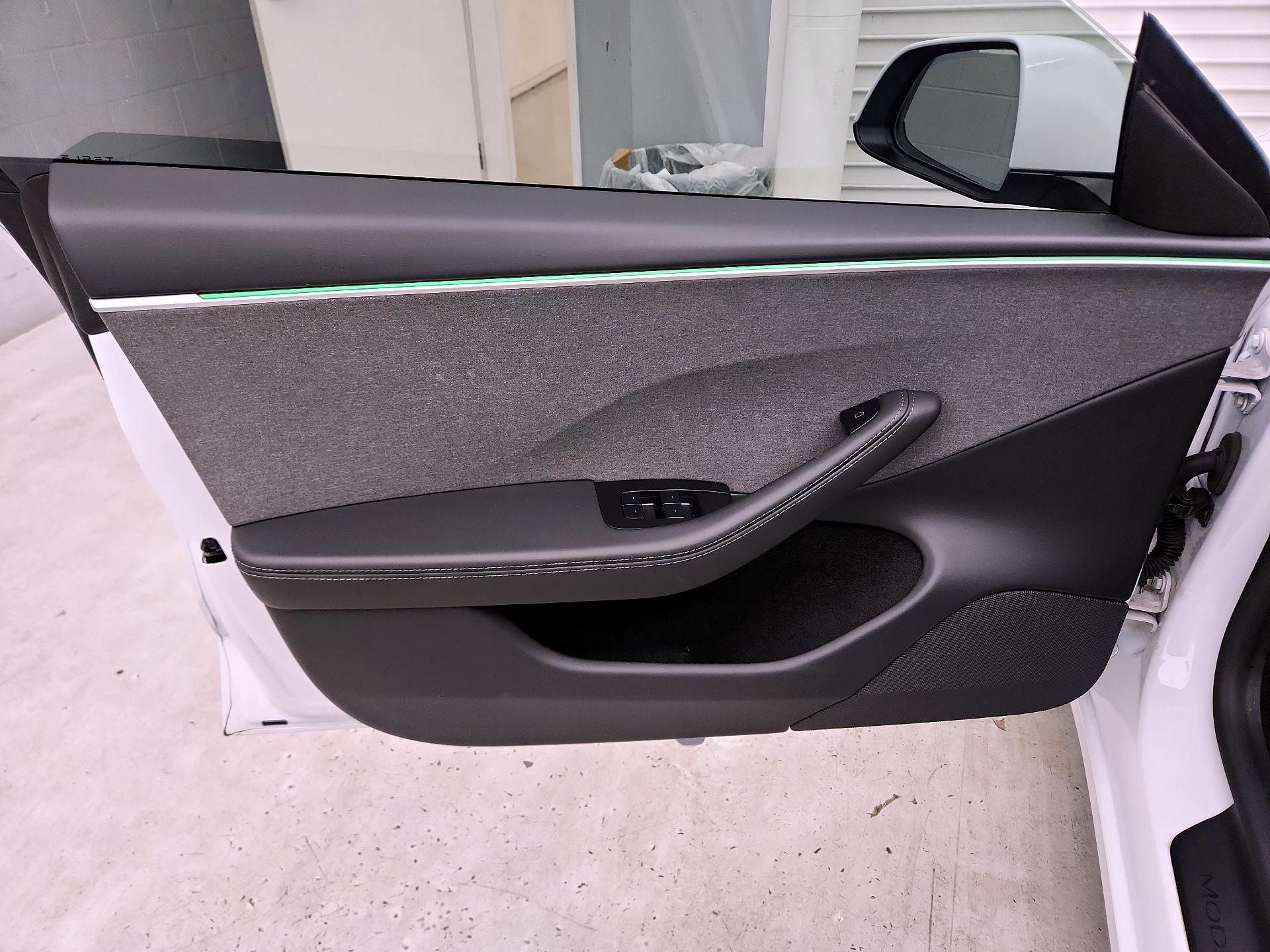 Thumbnail: 2024 Tesla Model 3 - 12