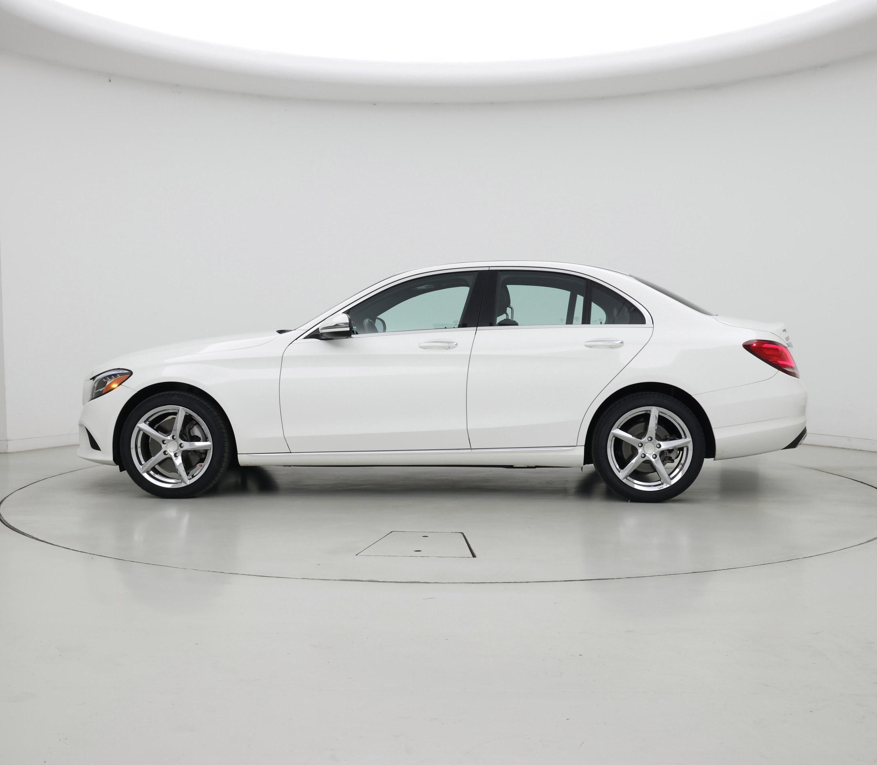 Thumbnail: 2019 Mercedes-Benz C-Class - 3