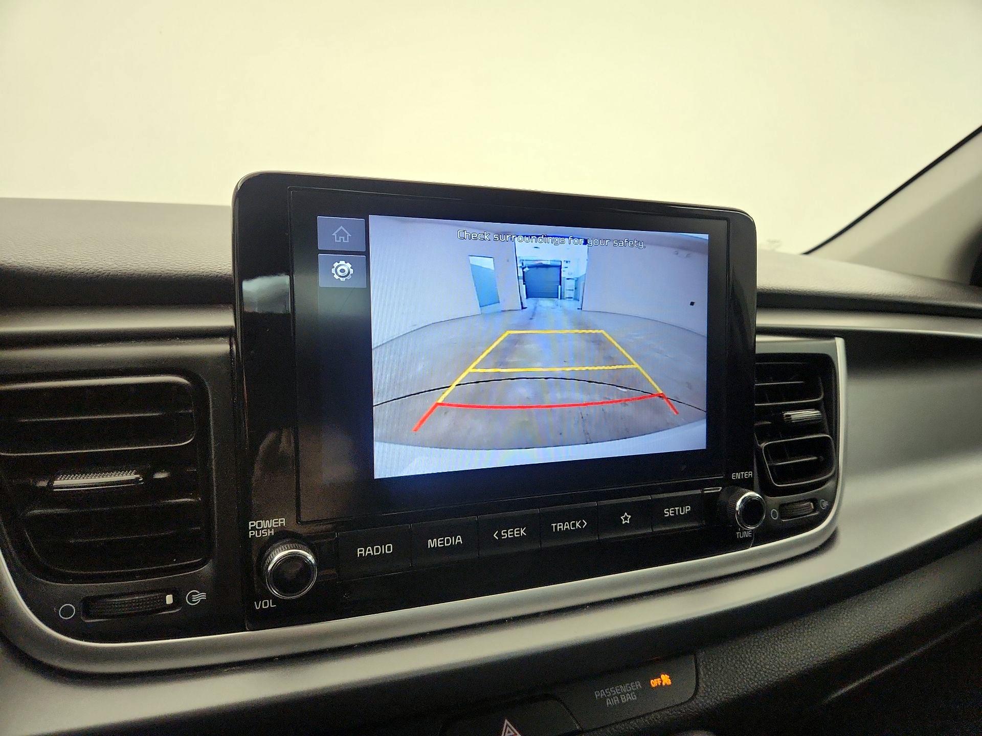 Thumbnail: 2023 Kia Rio - 14