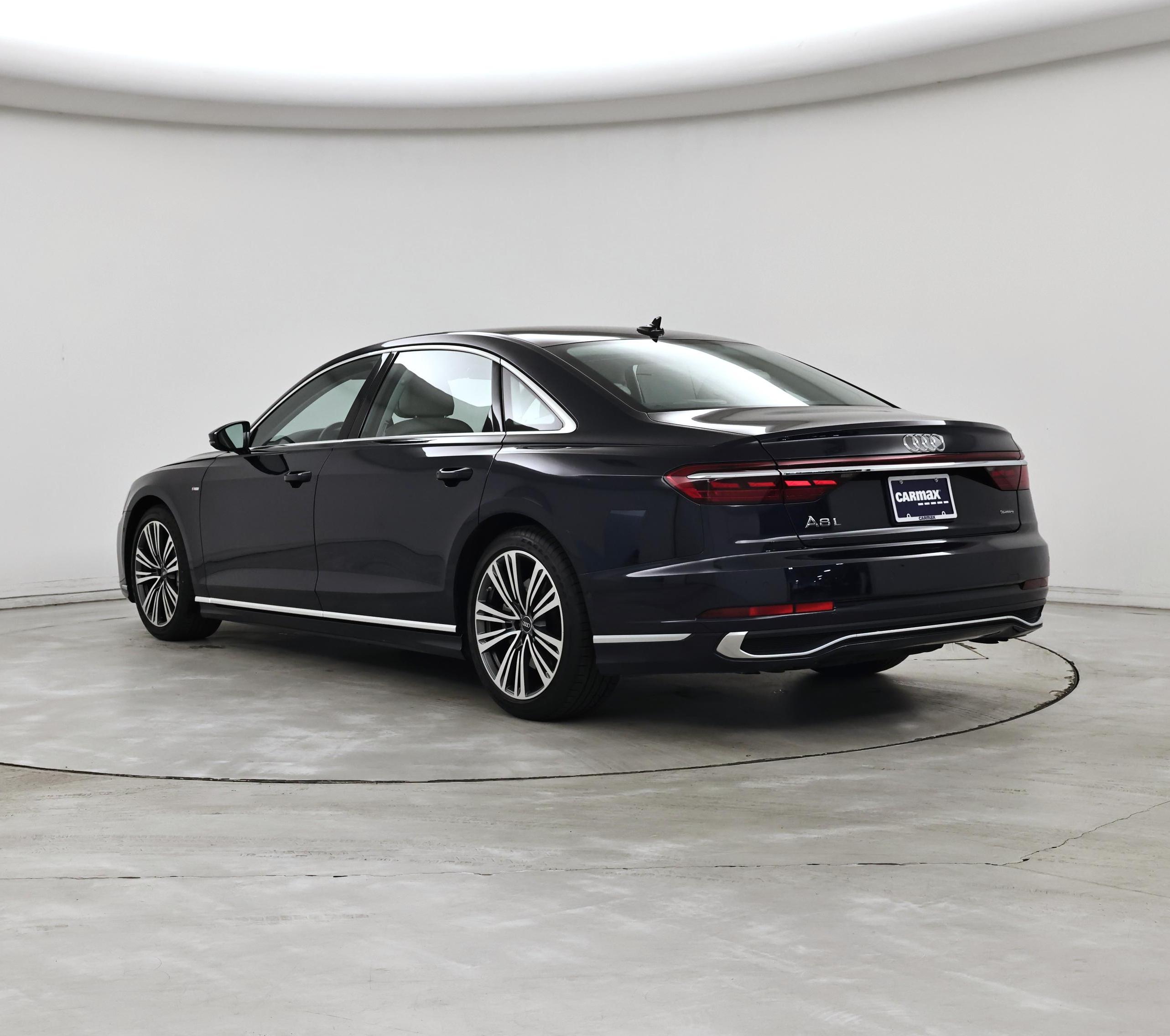 Thumbnail: 2022 Audi A8 - 2