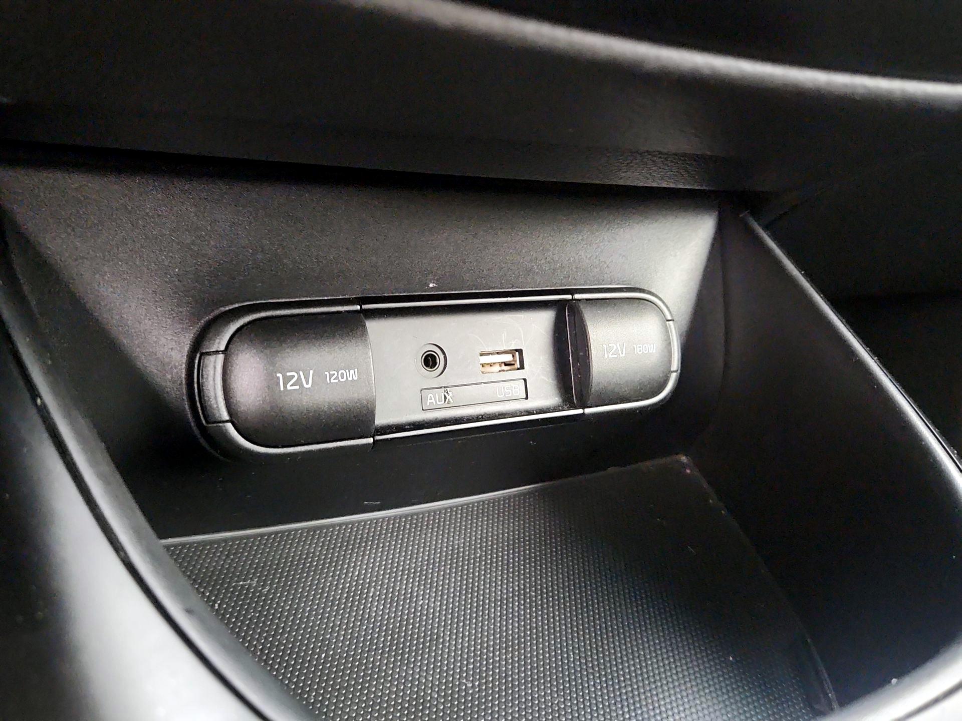 Thumbnail: 2019 Kia Soul - 18