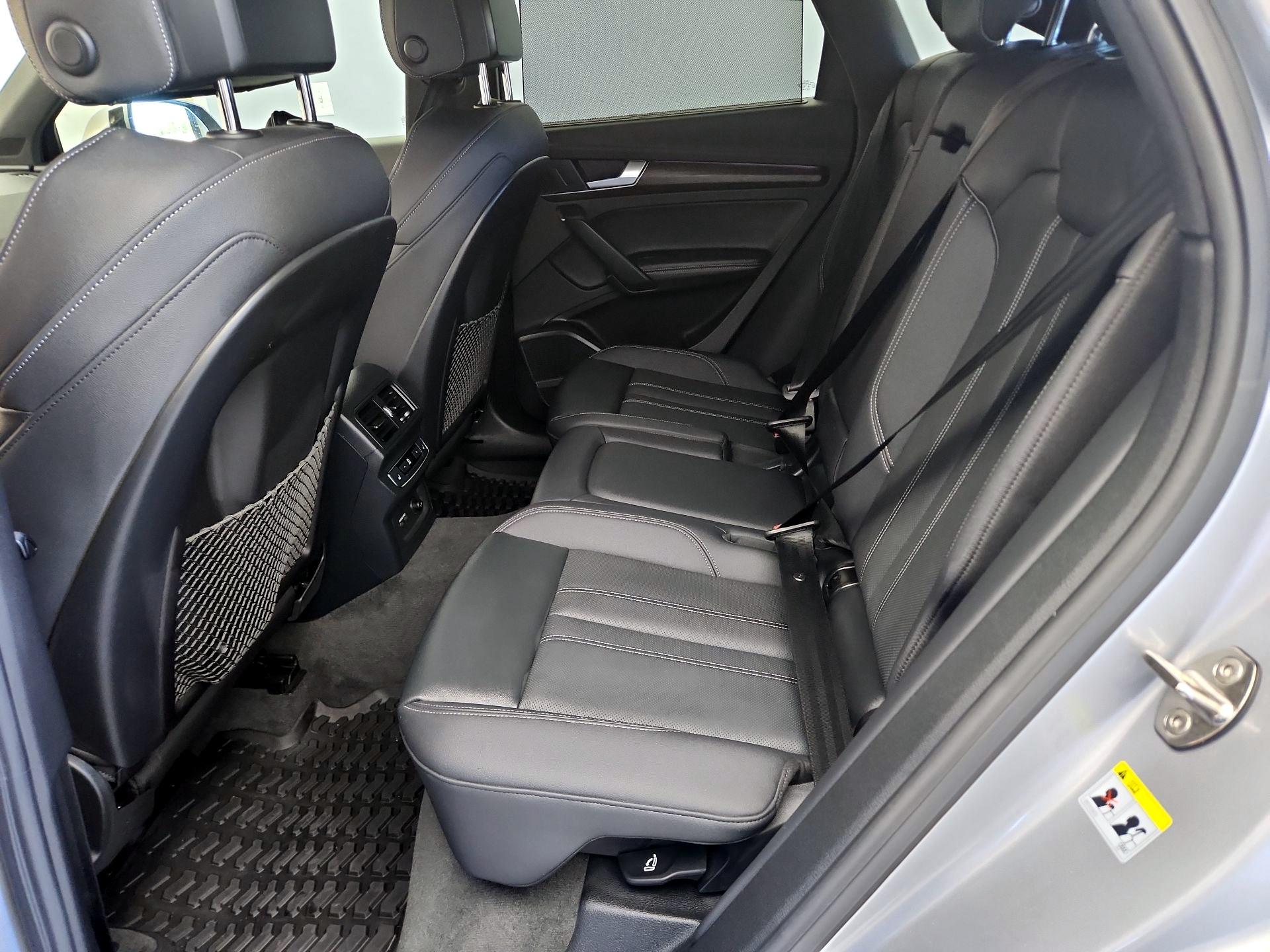 Thumbnail: 2022 Audi Q5 - 19