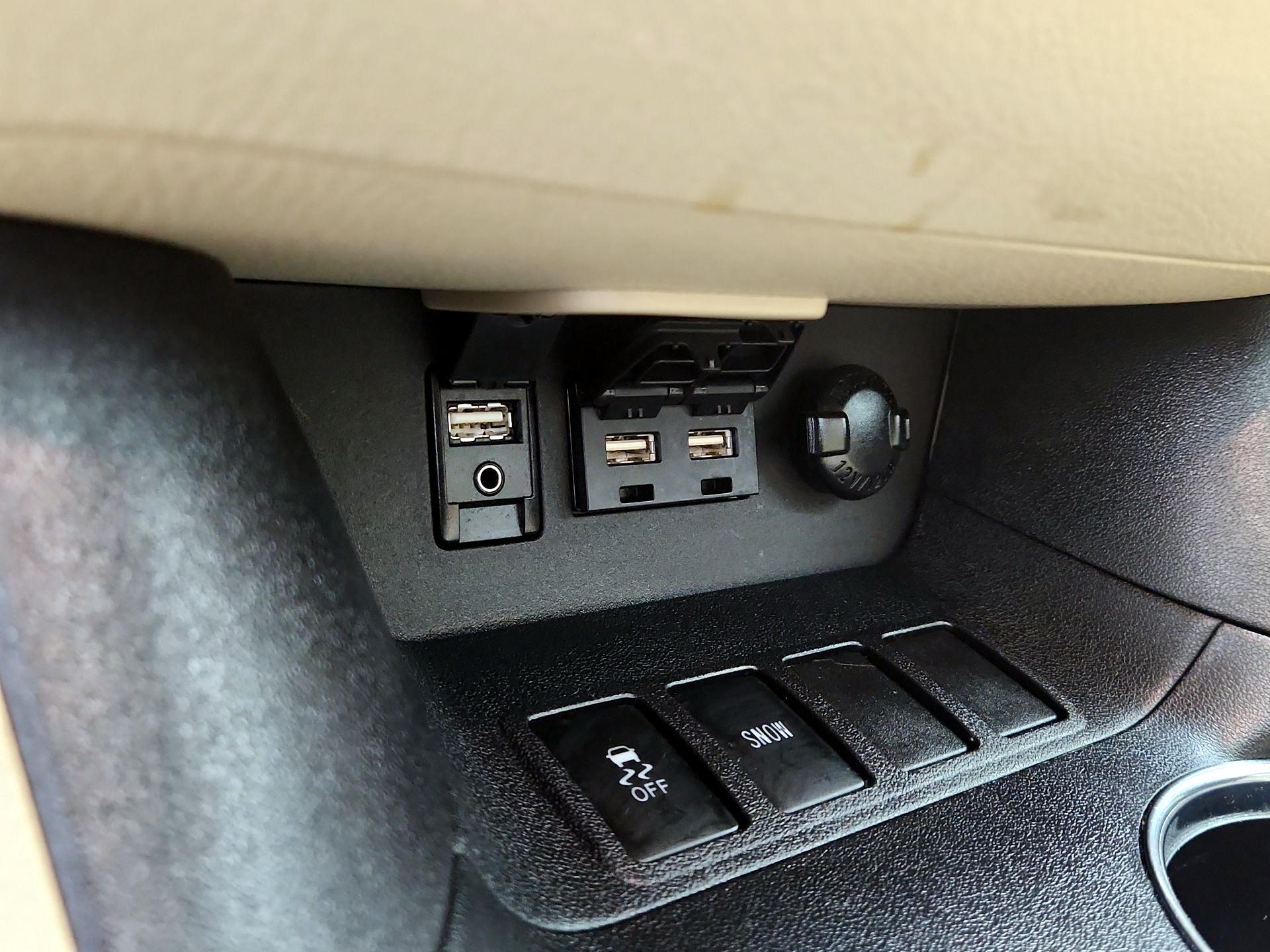 Thumbnail: 2019 Toyota Highlander - 18